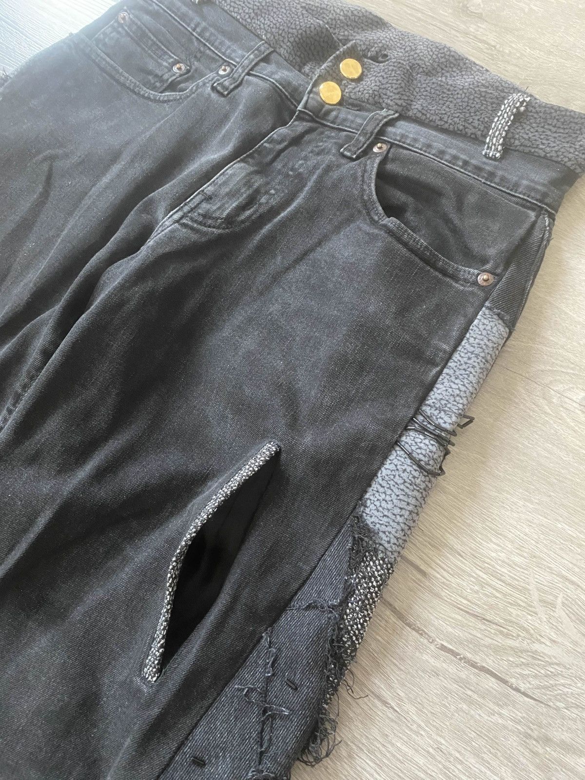 Handmade Jeans with Pearls & Leopard Waistband Size US 32 / EU 48 - 6 Thumbnail