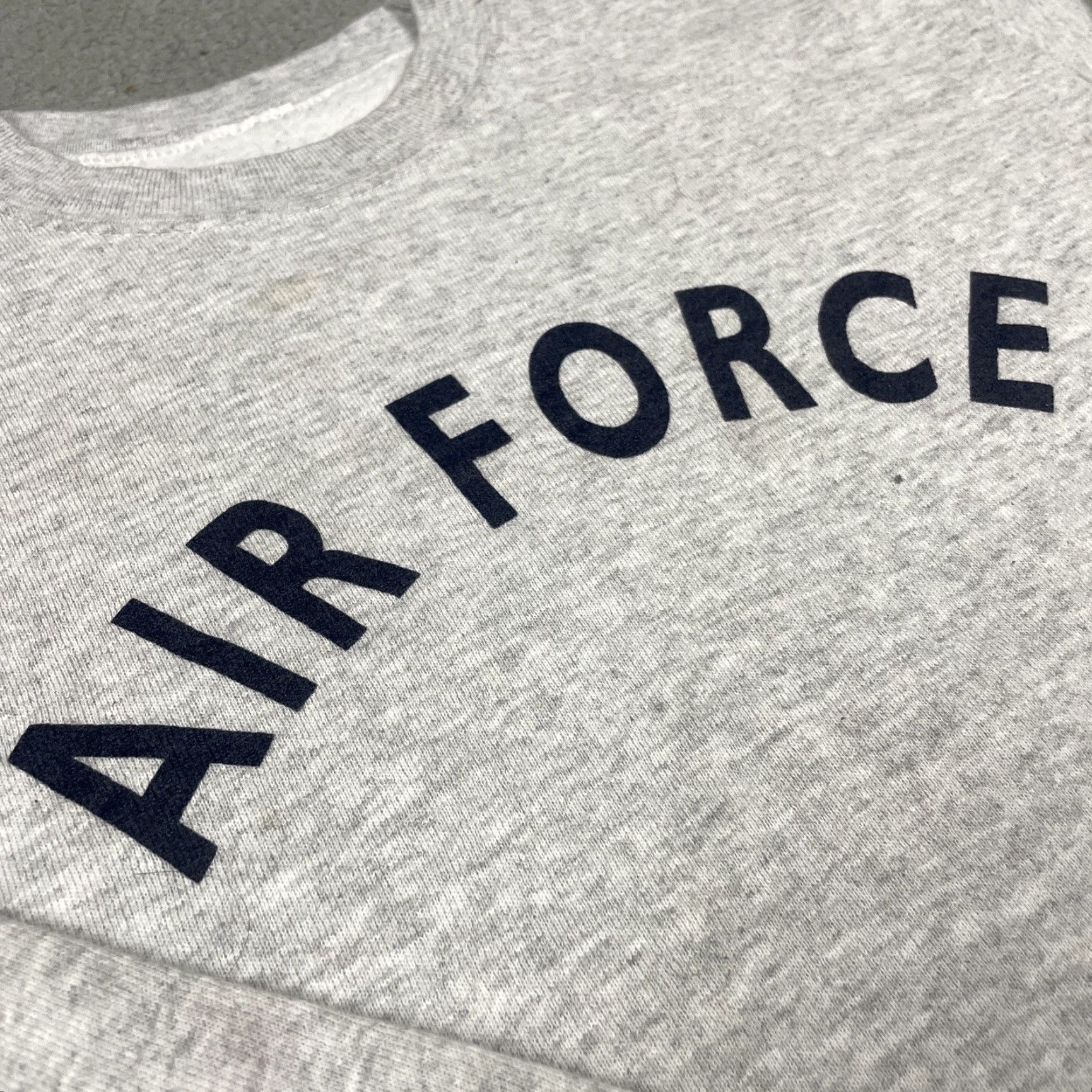 Vintage VINTAGE Air Force Sweatshirt Adult Medium Gray Pullover Long Sleeve Crew Neck USA Mens Size M Sweatshirt Size US M / EU 48-50 / 2 - 3 Thumbnail