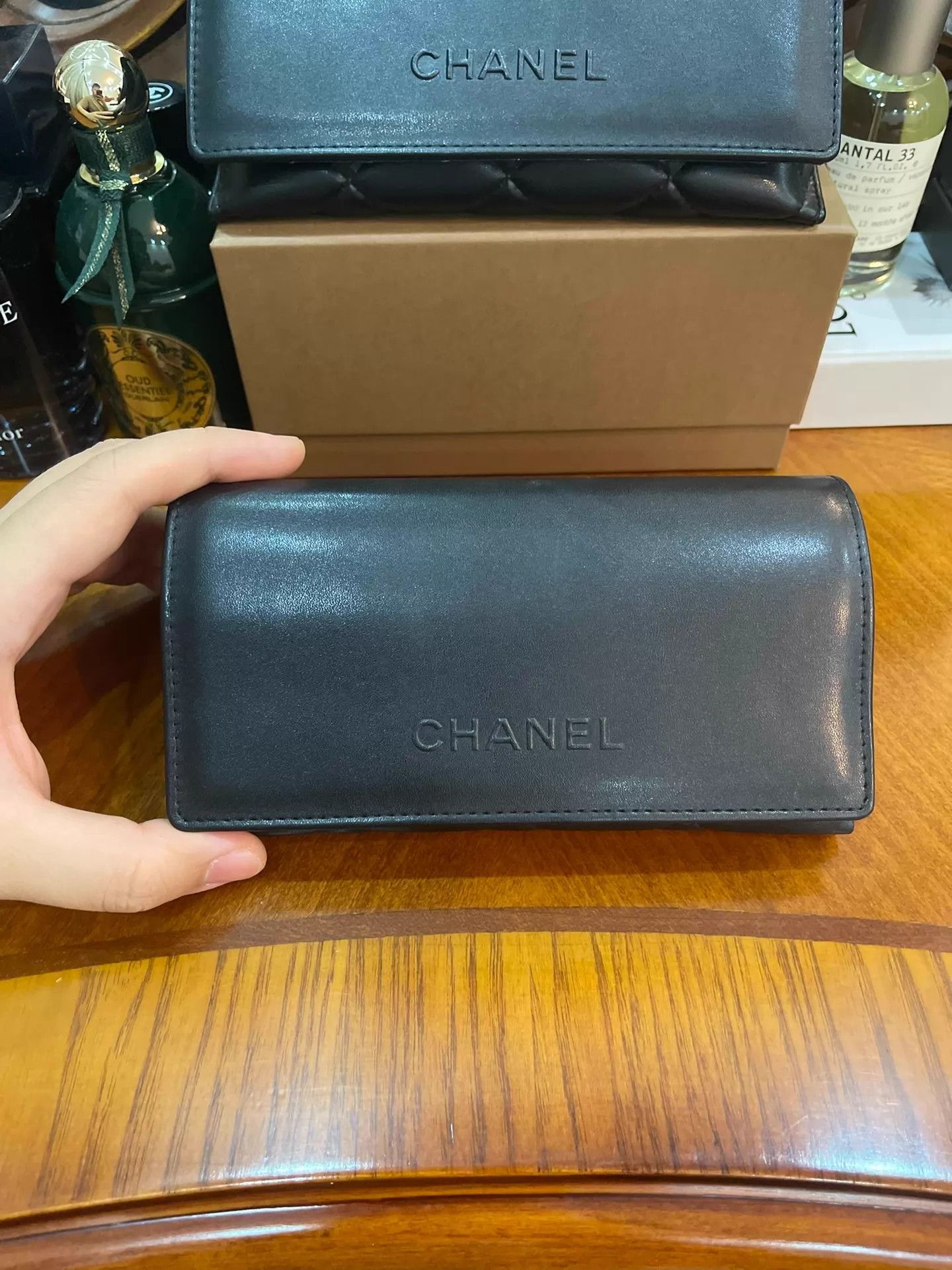 Chanel Chanel New Sunglasses Black/Gray Side Logo Unisex Worn 2x Size ONE SIZE - 7 Thumbnail