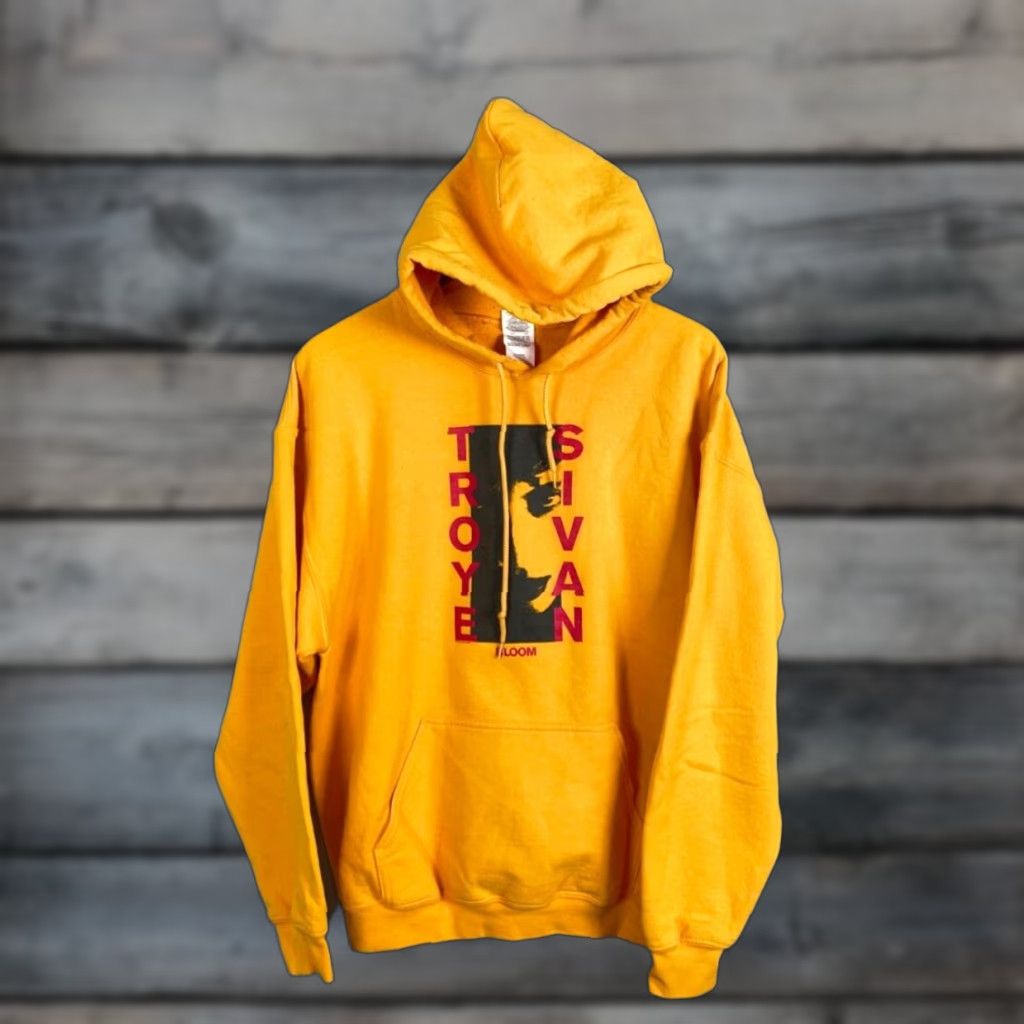 Gildan Troye Sivan Bloom Hoodie Adult Large Gold Yellow Sweatshirt Drawstring 2018 Size US L / EU 52-54 / 3 - 1 Thumbnail