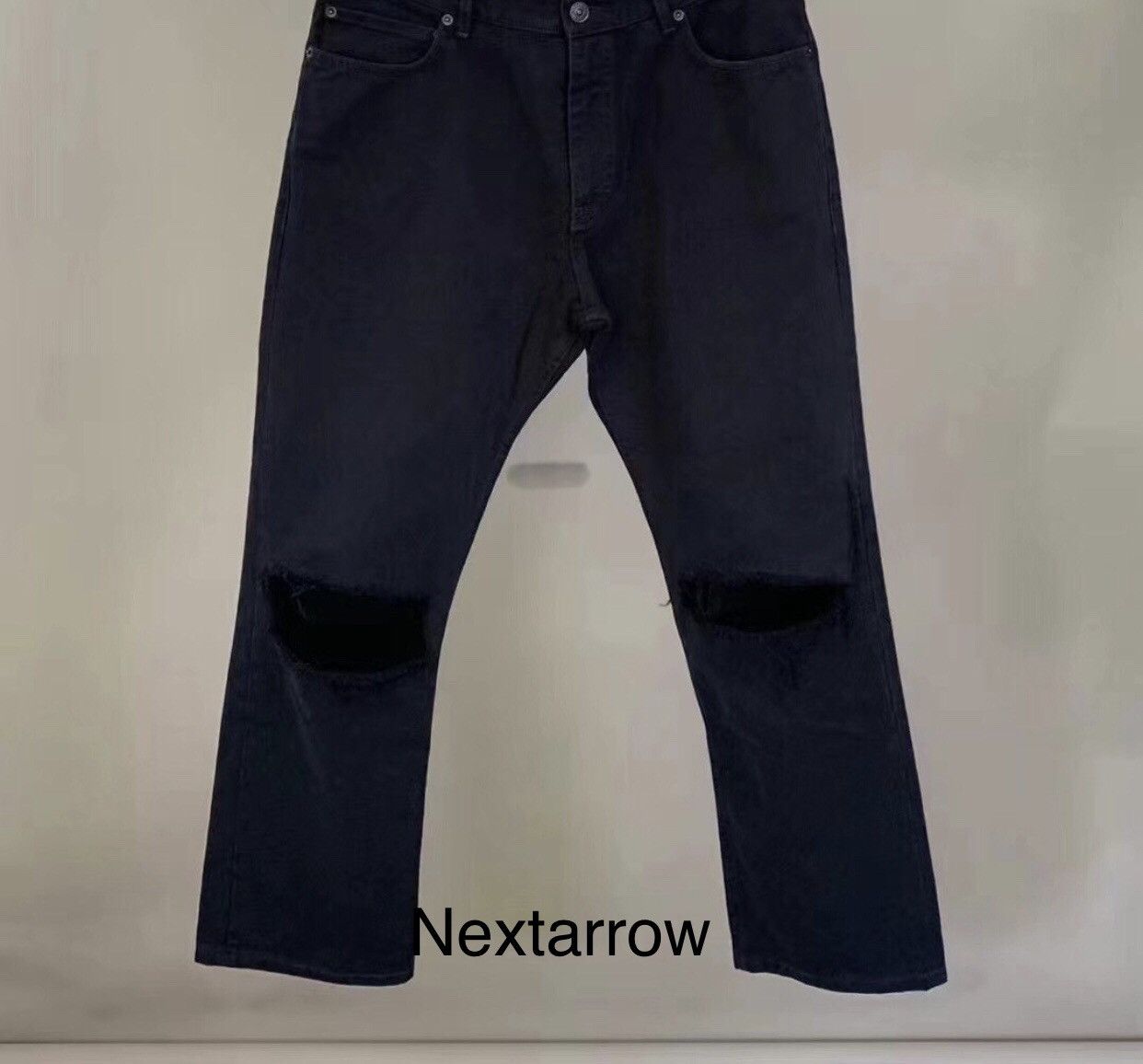 Balenciaga Balenciaga ripped straight leg jeans2412-Nextarrow Size US 32 / EU 48 - 1 Thumbnail