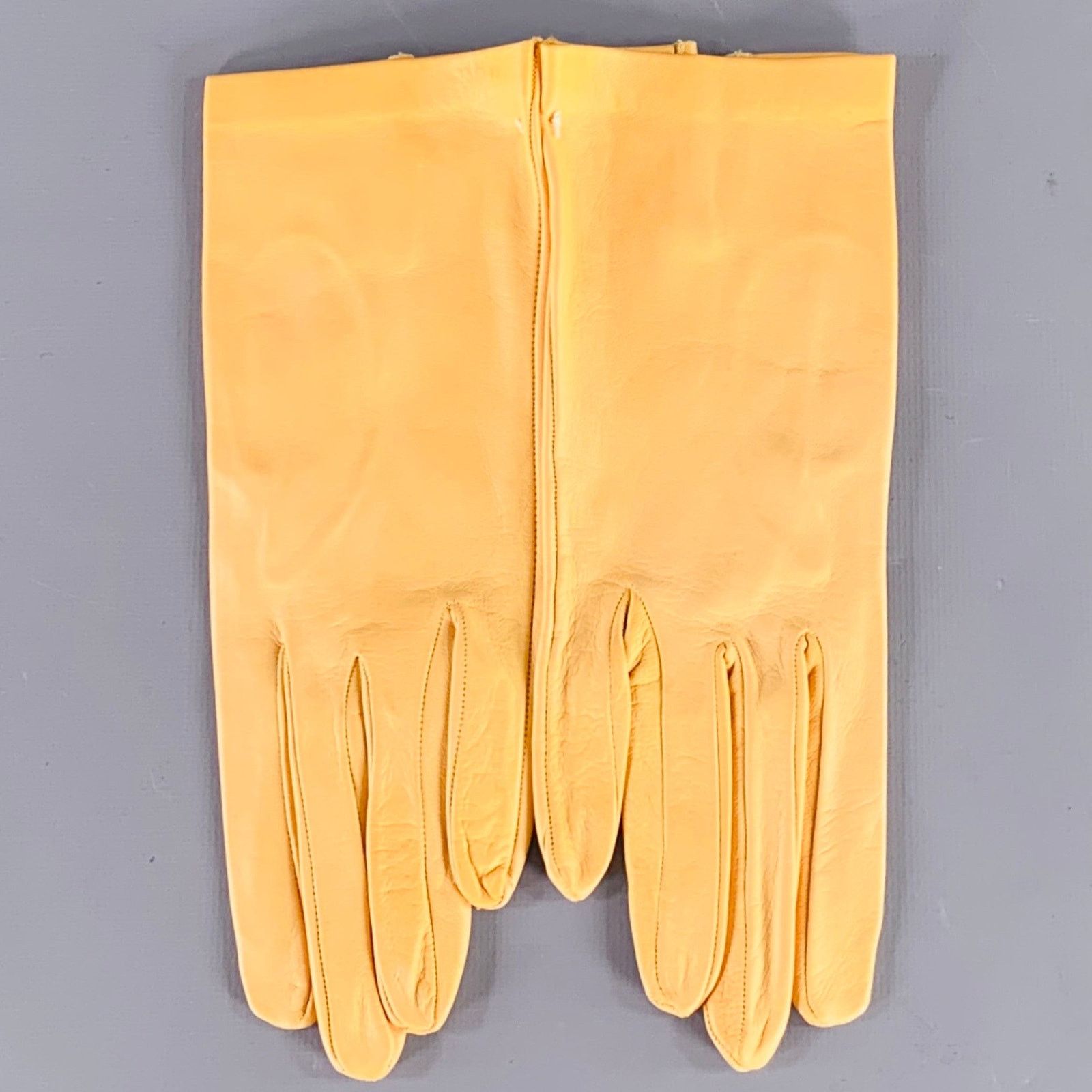 Vintage VINTAGE Size 6.5 Yellow Leather Gloves Size ONE SIZE - 1 Thumbnail