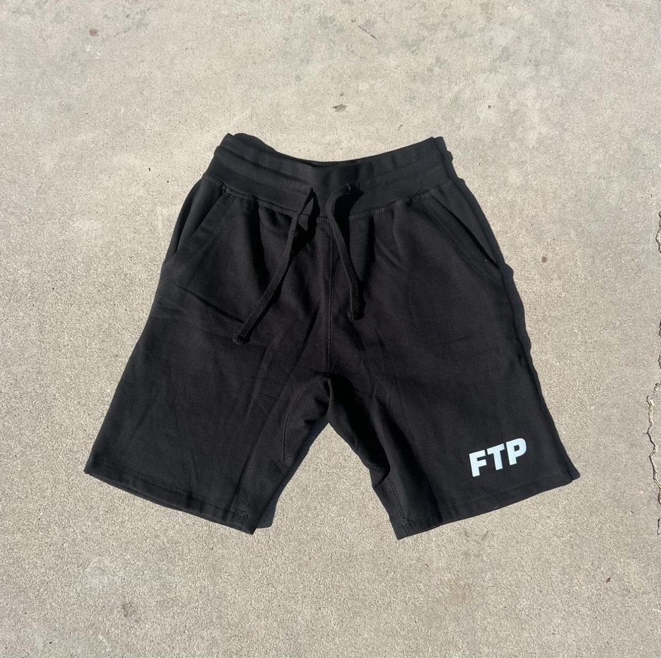 Fuck The Population FTP Block Logo Shorts Size US 32 / EU 48 - 2 Thumbnail