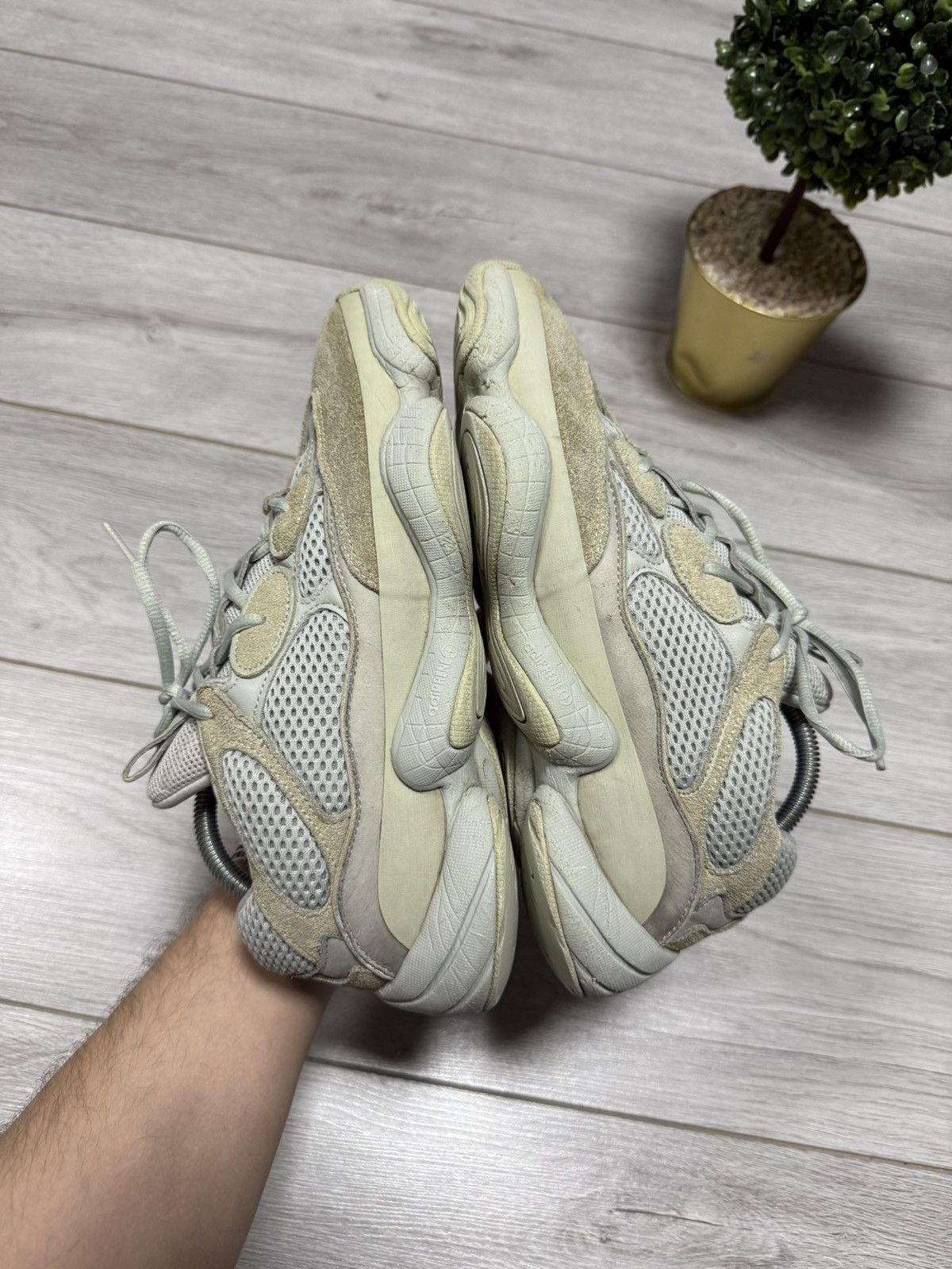 Adidas Bone White Yeezy 500 Blush 700 Cream Taupe Light 350 v2 Size US 9.5 / EU 42-43 - 8 Thumbnail