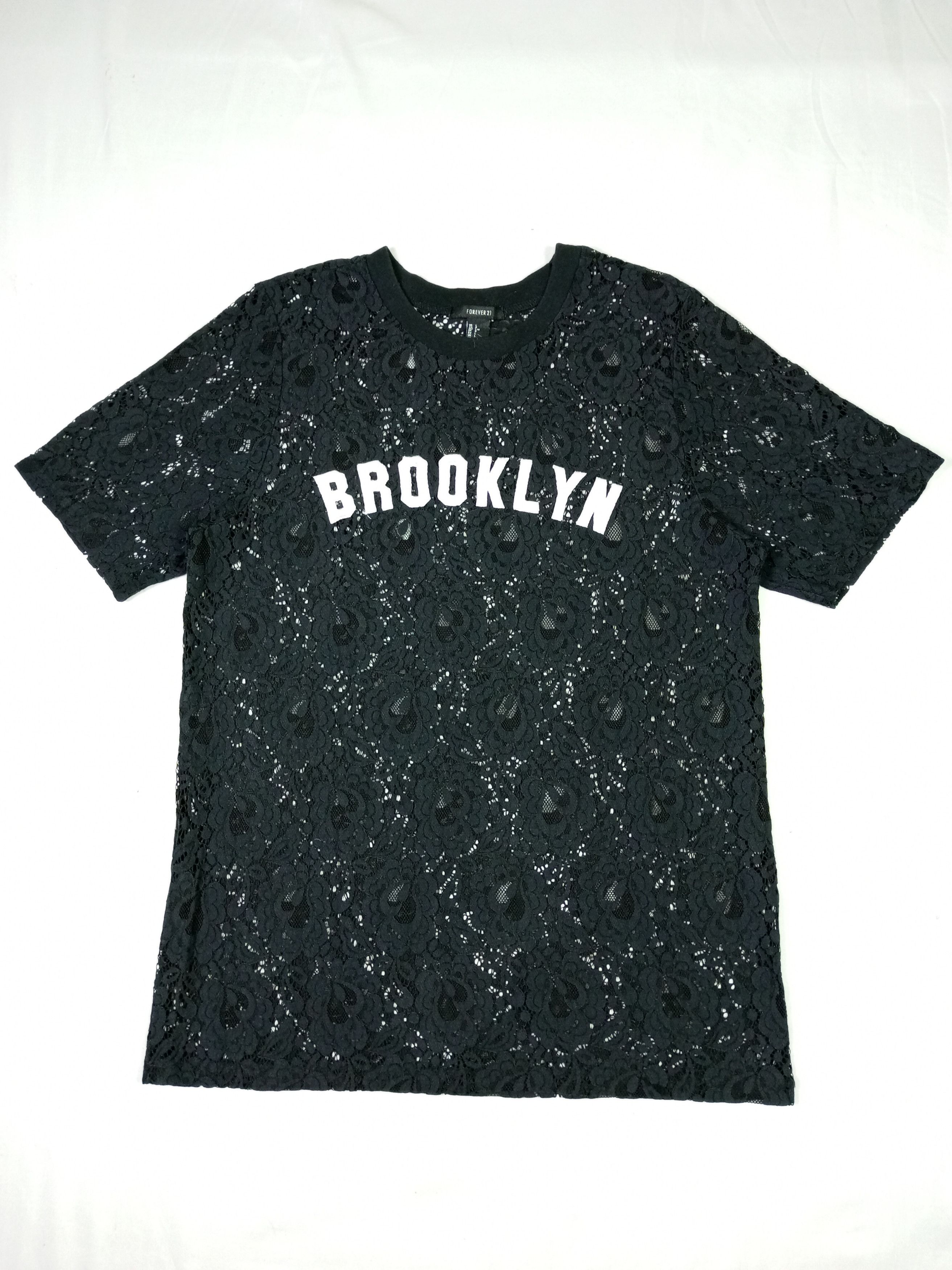 Forever 21 × Japanese Brand " Cut Wash Tag" FOREVER 21 Brocade Gothic Style T Shirt Size L / US 10 / IT 46 - 1 Thumbnail