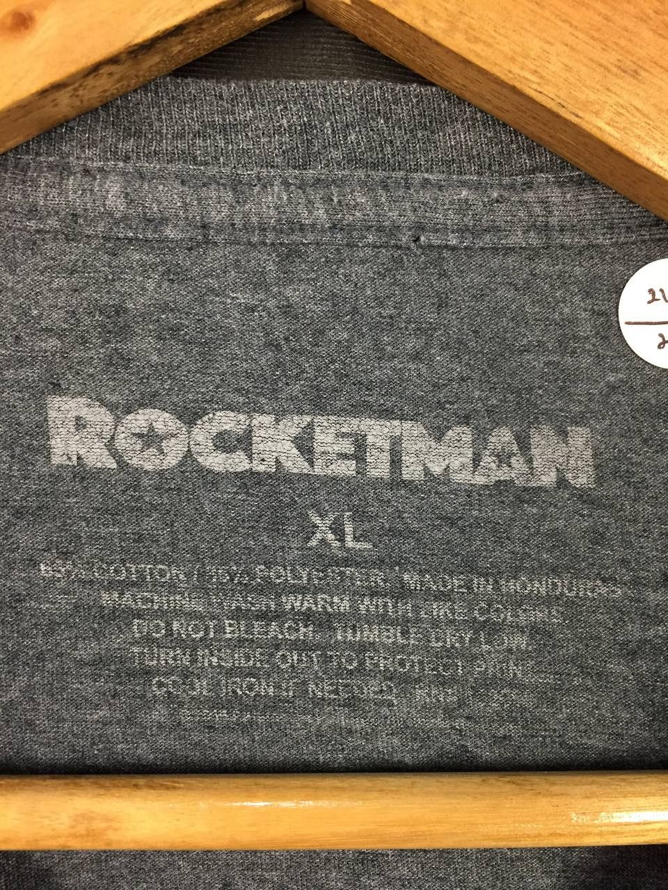 Vintage Rocketman Movie Elton John Biopic Promo Tee Size XL Size US XL / EU 56 / 4 - 7 Thumbnail