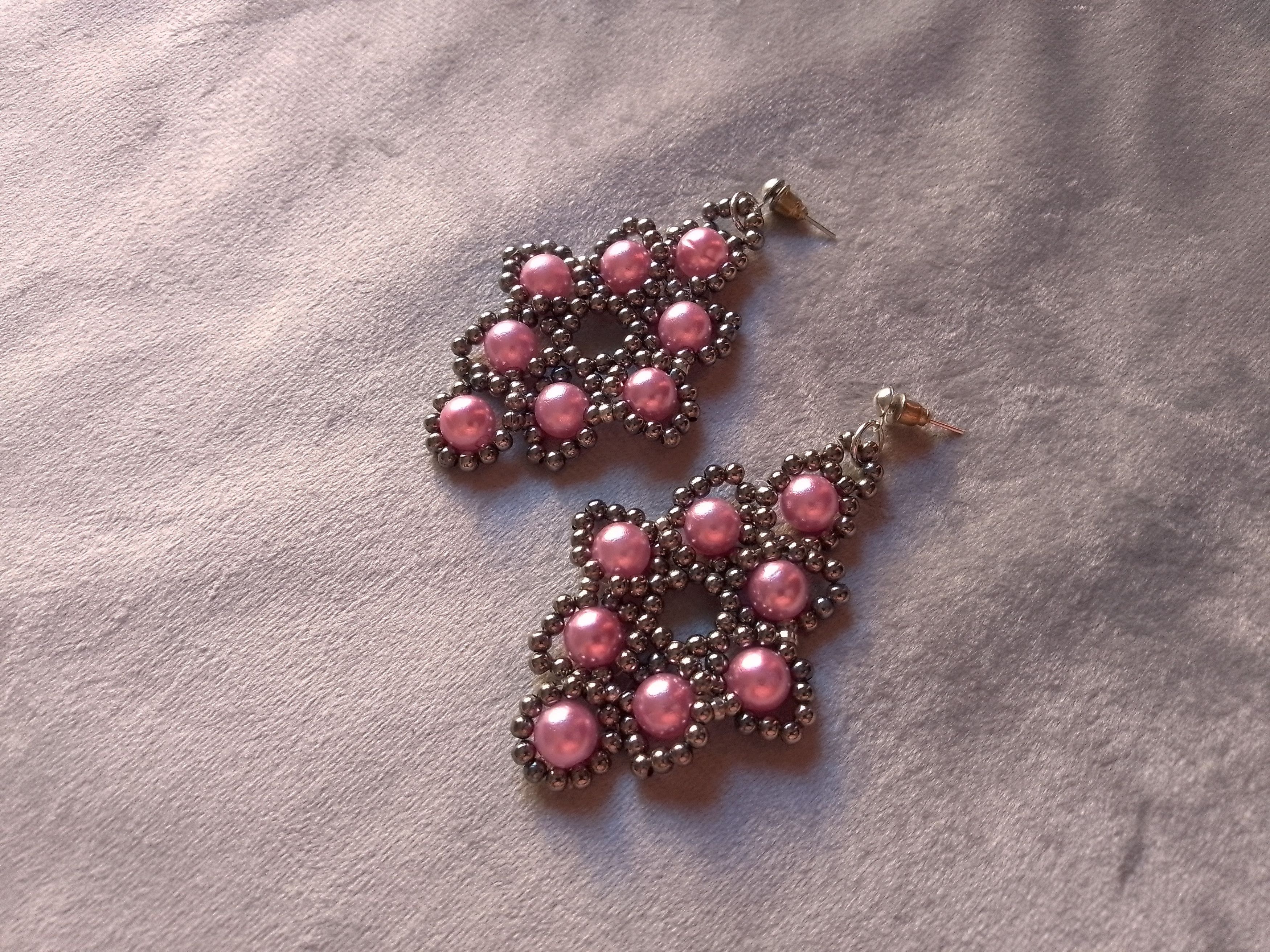 Handmade Earrings Long Flower Shape Pink Pearls Brass Size ONE SIZE - 2 Thumbnail