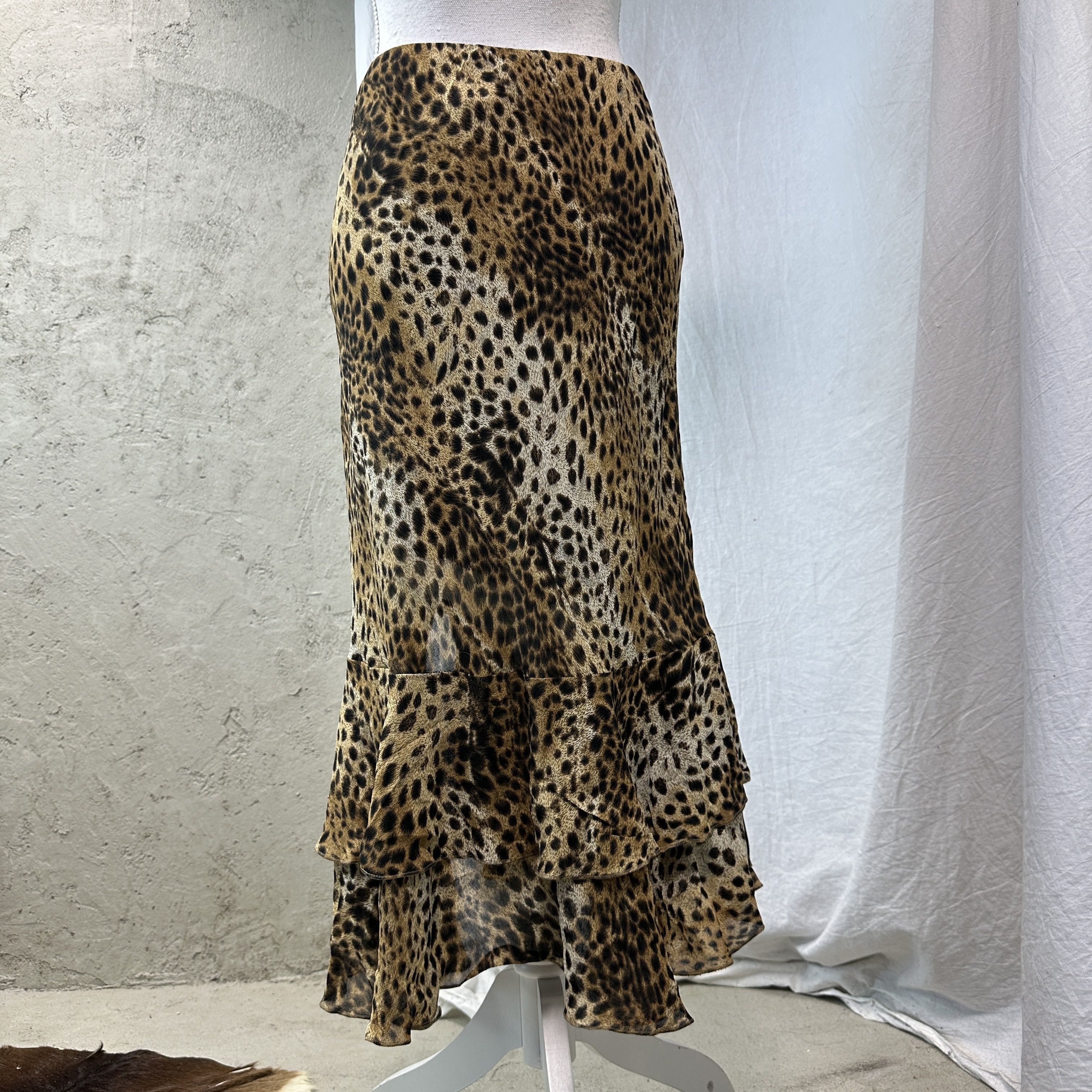 Vintage Vintage Asymmetrical Mesh Cheetah Maxi Skirt 00s Size 25" / US 0 / IT 36 - 6 Thumbnail