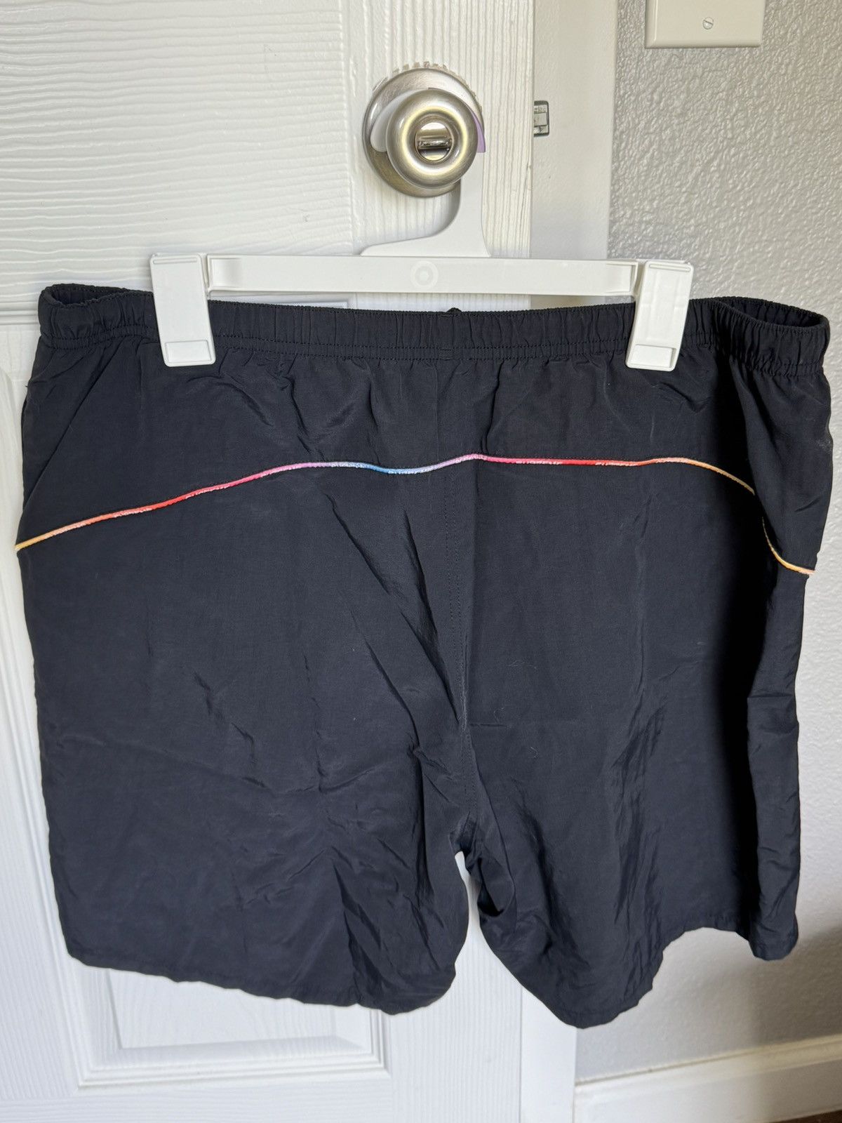 Supreme Supreme Gradient Piping Water short SS21 XL Size US 36 / EU 52 - 2 Thumbnail