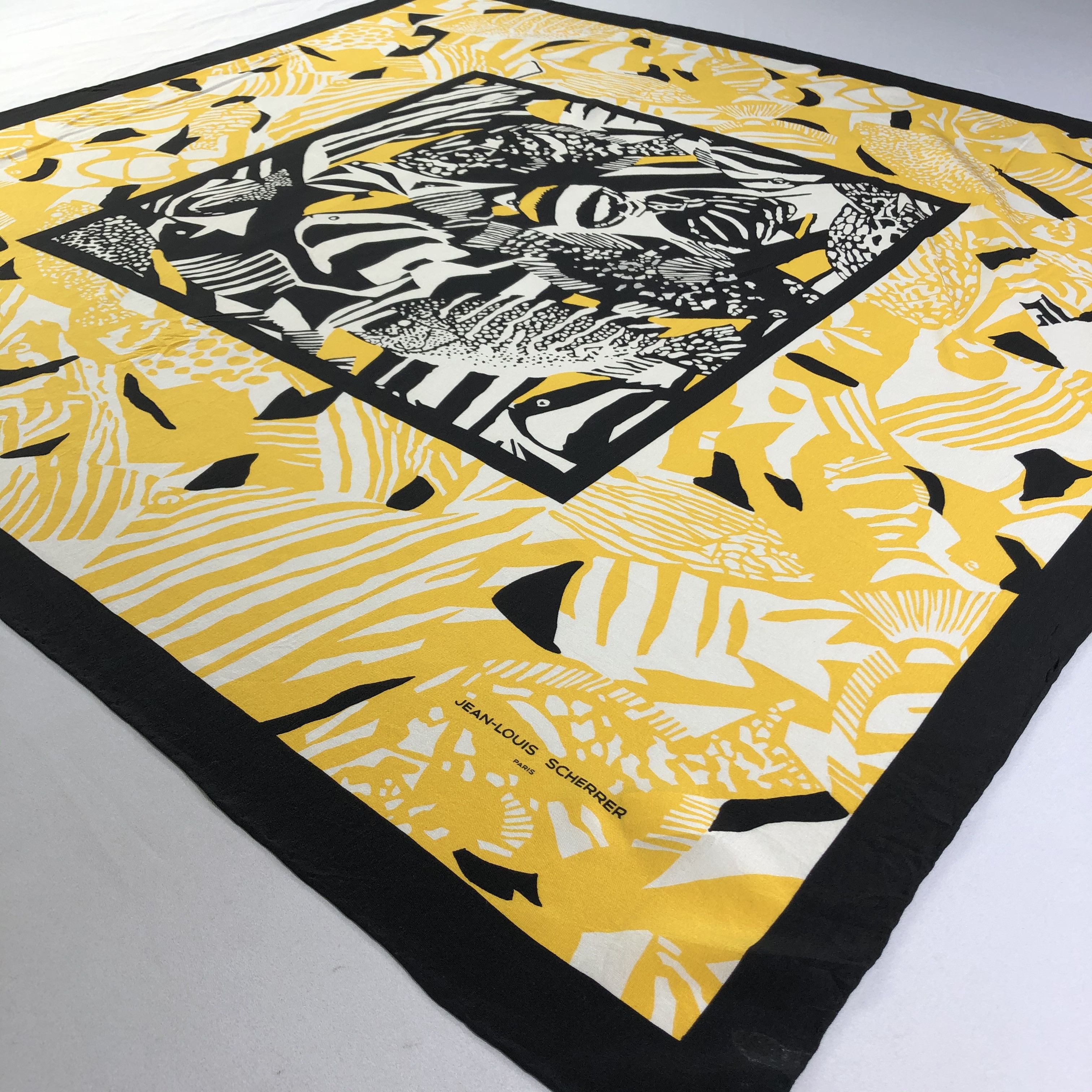 Jean-Louis Scherrer × Vintage Vintage Jean Louis Scherrer Silk Scarf Size ONE SIZE - 3 Thumbnail