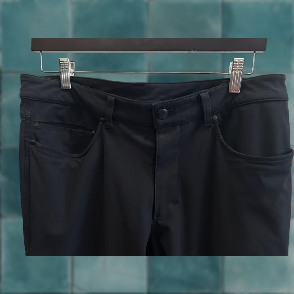 Lululemon VINTAGE Lululemon Slim Dress Pants Men Black 32 Inseam 32 Skinny 9.5 Rise Used MSR 00+ Mens Size US 32 / EU 48 - 1 Thumbnail