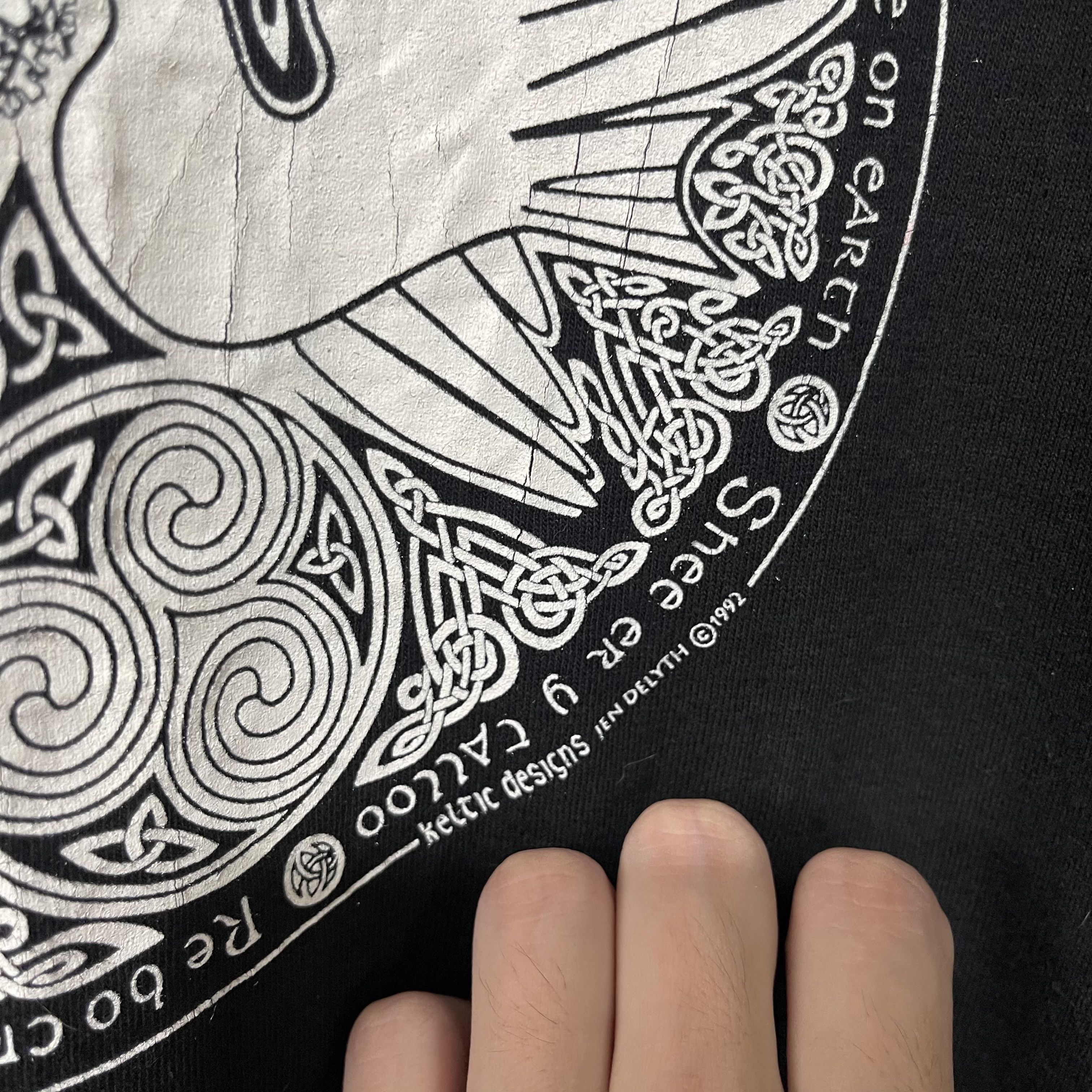 Vintage Vintage 1992 Doves Peace Shirt Size US XL / EU 56 / 4 - 3 Thumbnail