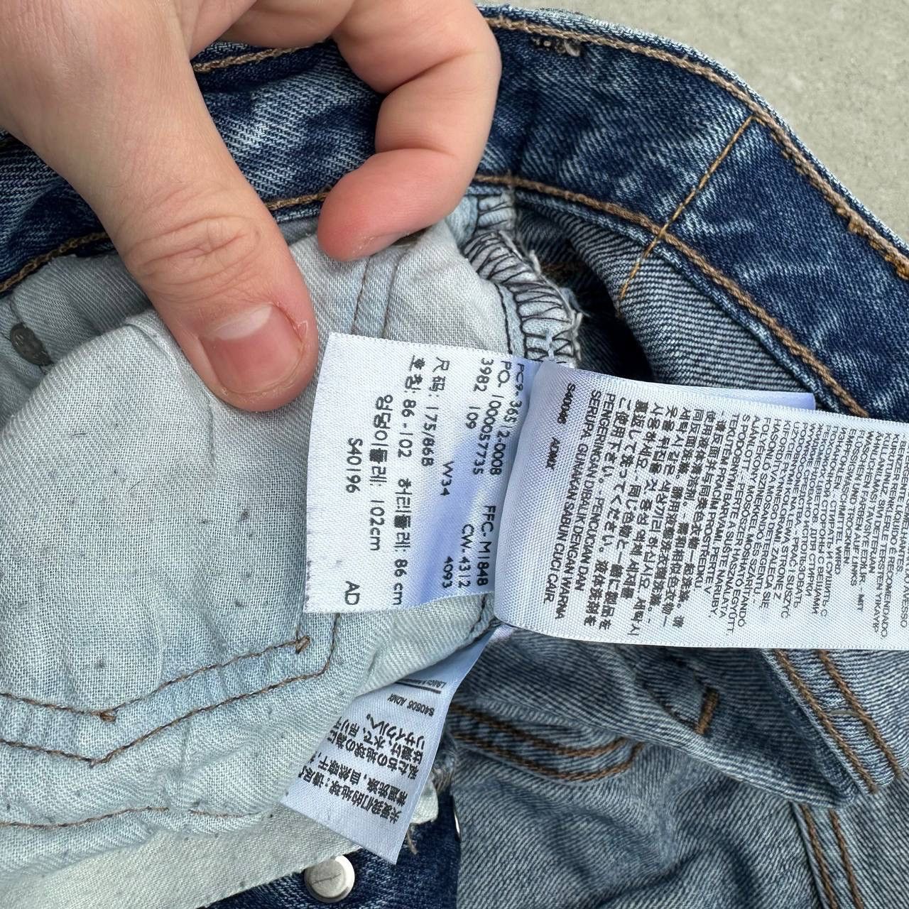 Levi's Vintage Levi’s Shorts Size 34 Style USA 00s Y2K Size US 34 / EU 50 - 7 Thumbnail