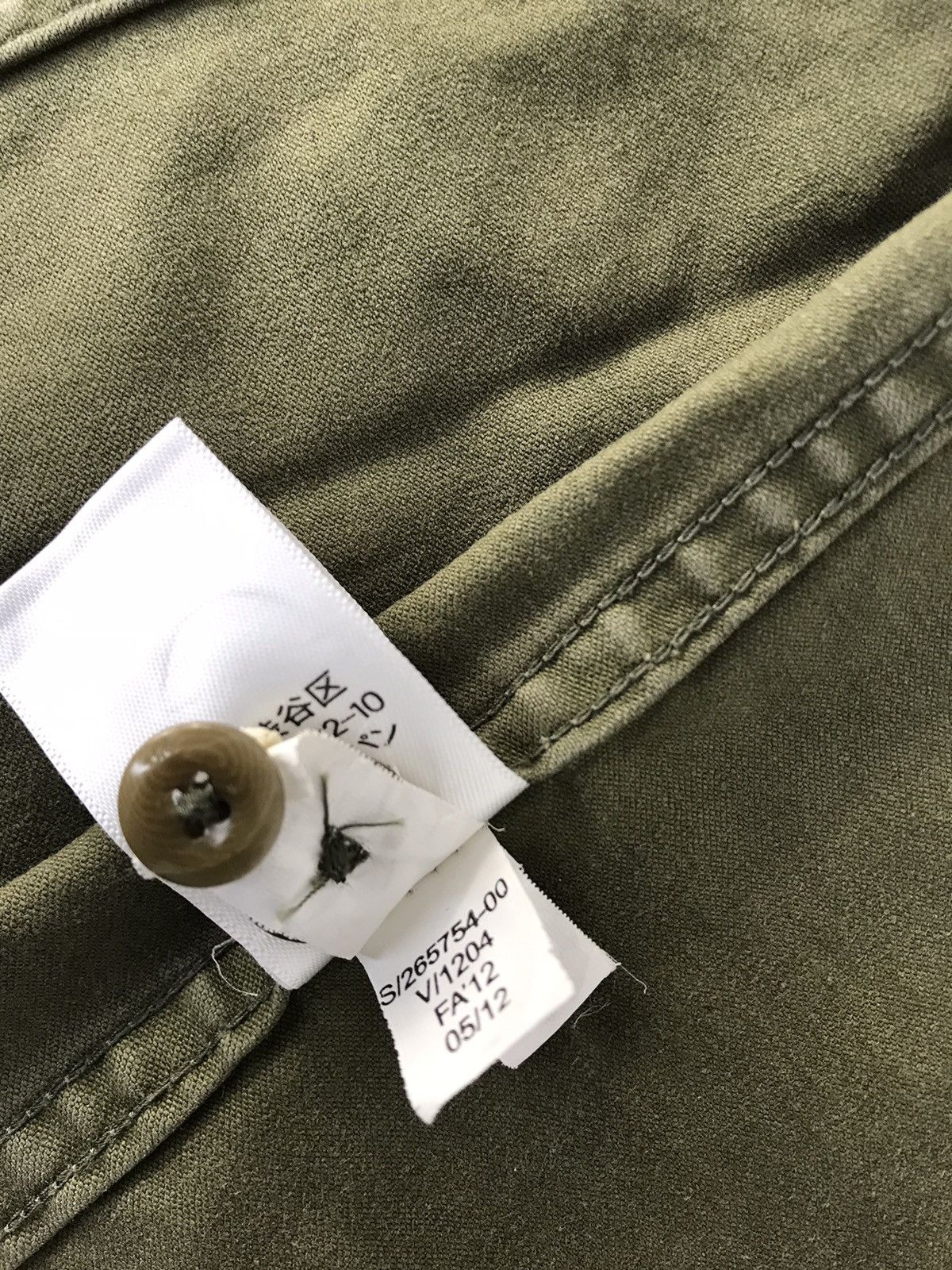 Banana Republic Banana Republic Button Up Shirt Khakis Plain Minimalist Size US M / EU 48-50 / 2 - 10 Thumbnail