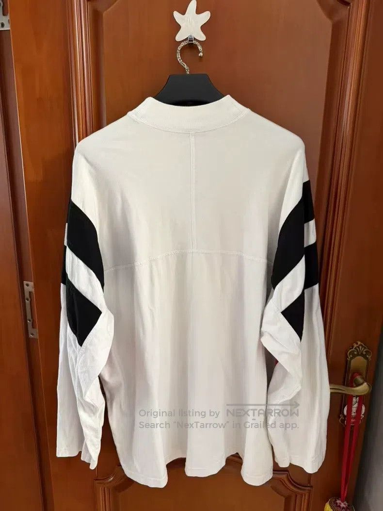 Balenciaga Balenciaga White red black color block long-sleeve T-shirt Size US M / EU 48-50 / 2 - 2 Thumbnail
