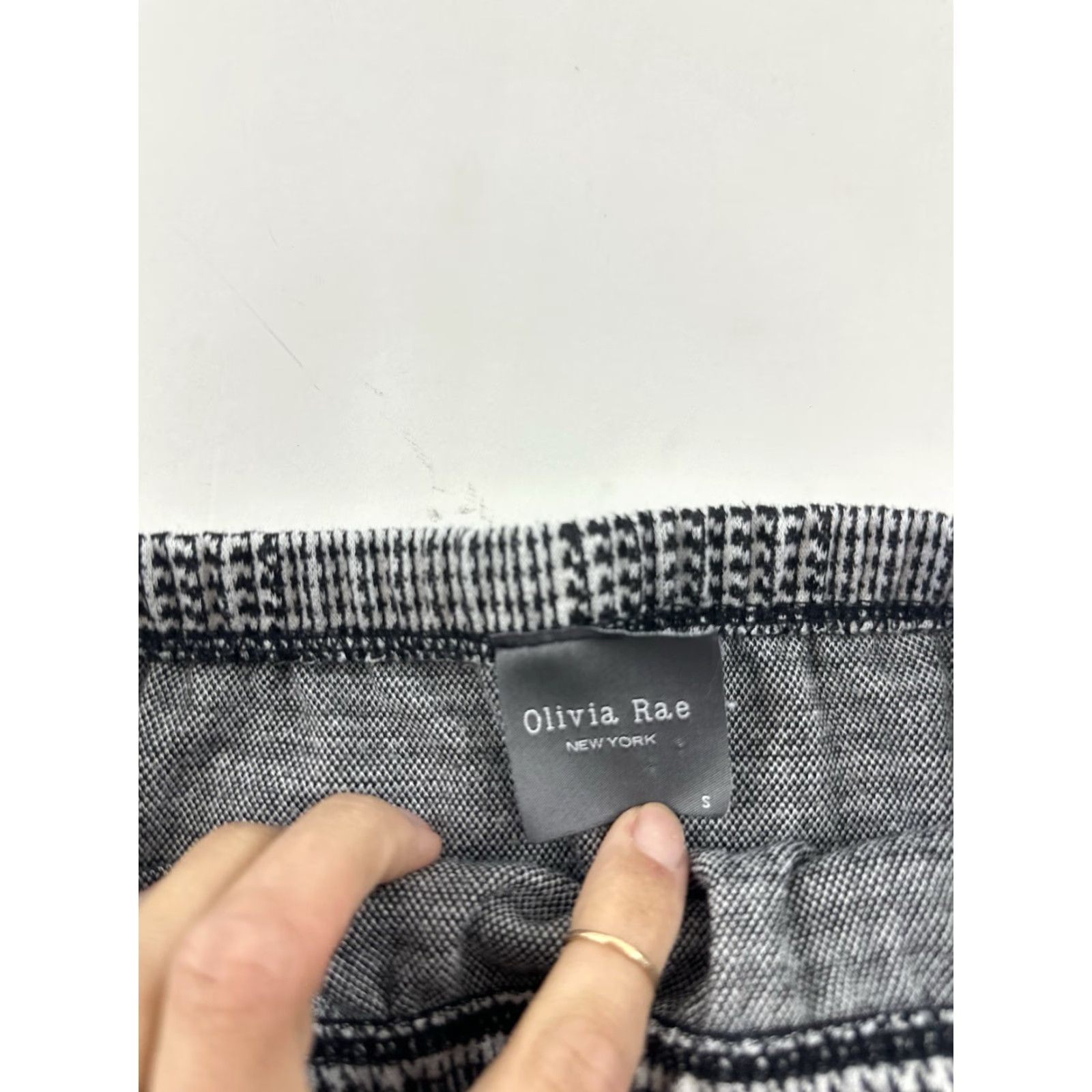 Vintage Olivia Rae New York Skirt Women’s S Small Black White Houndstooth Pencil Stretch Casual Party/Cocktail Travel Business 90s American Womens Size 28" / US 6 / IT 42 - 3 Thumbnail