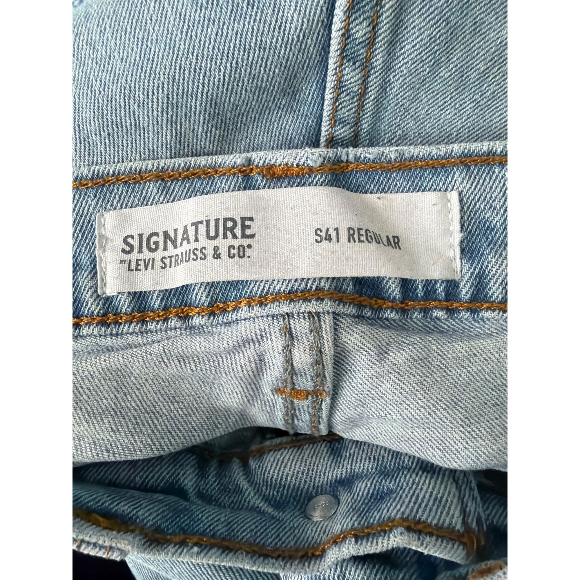 Levi's Signature Levi Strauss S41Light Wash Denim Jeans Straight Le Size US 34 / EU 50 - 4 Thumbnail