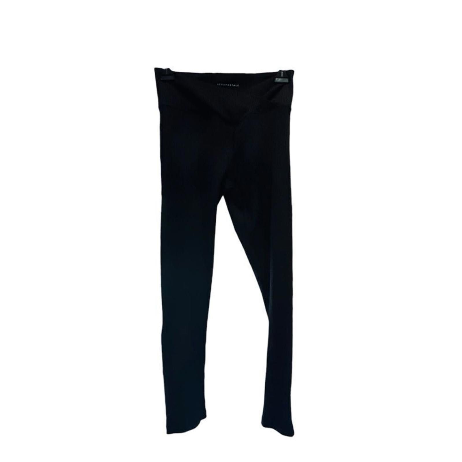 Aeropostale NWOT. Aeropostale. High-Rise Perfect Leggings. Size Medium. Size 32" / US 10 / IT 46 - 8 Thumbnail