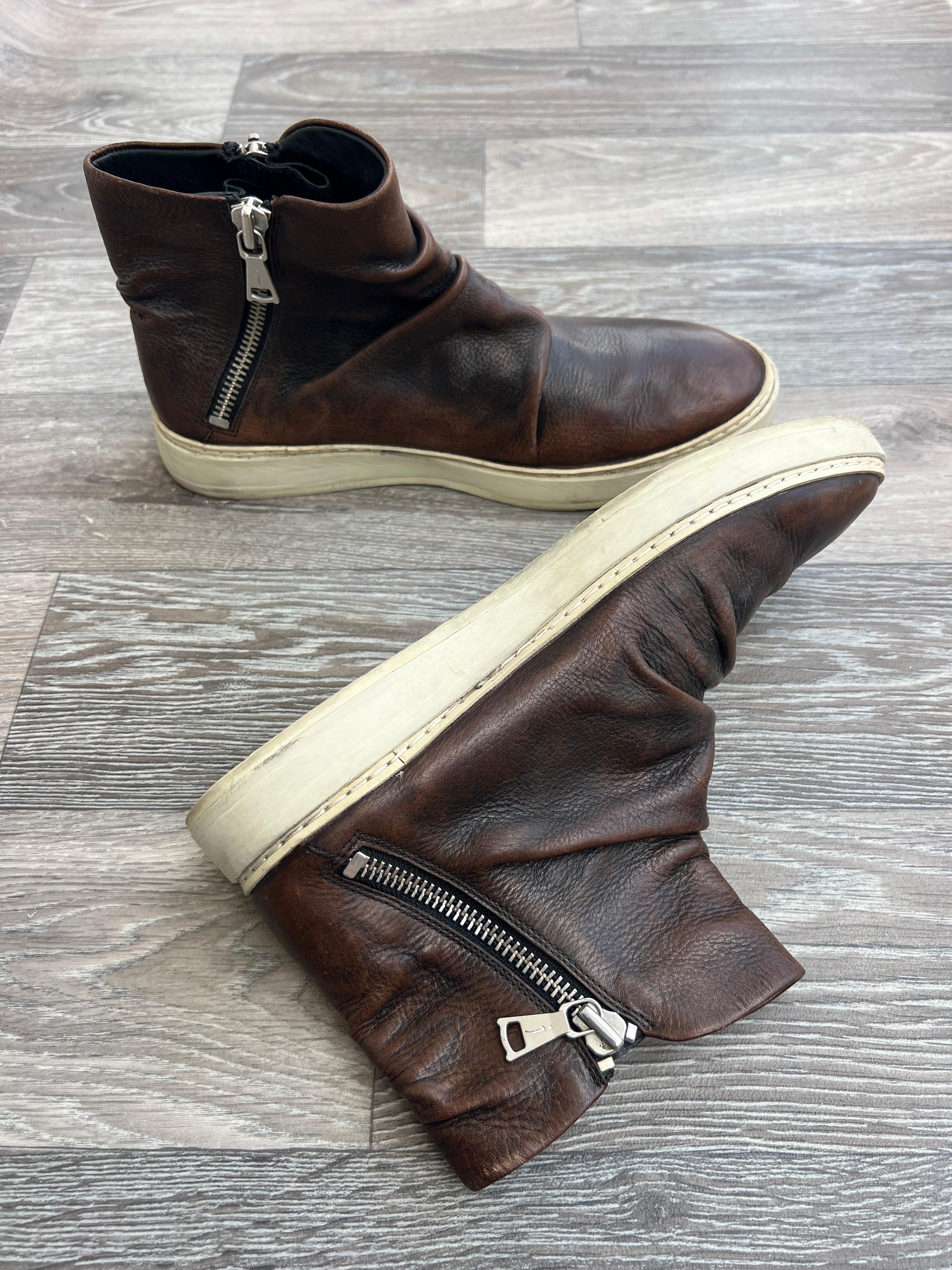 John Varvatos John Varvatos 315 Mac Double-Zip Leather Sneakers Sz 43 Size US 9.5 / EU 42-43 - 1 Thumbnail