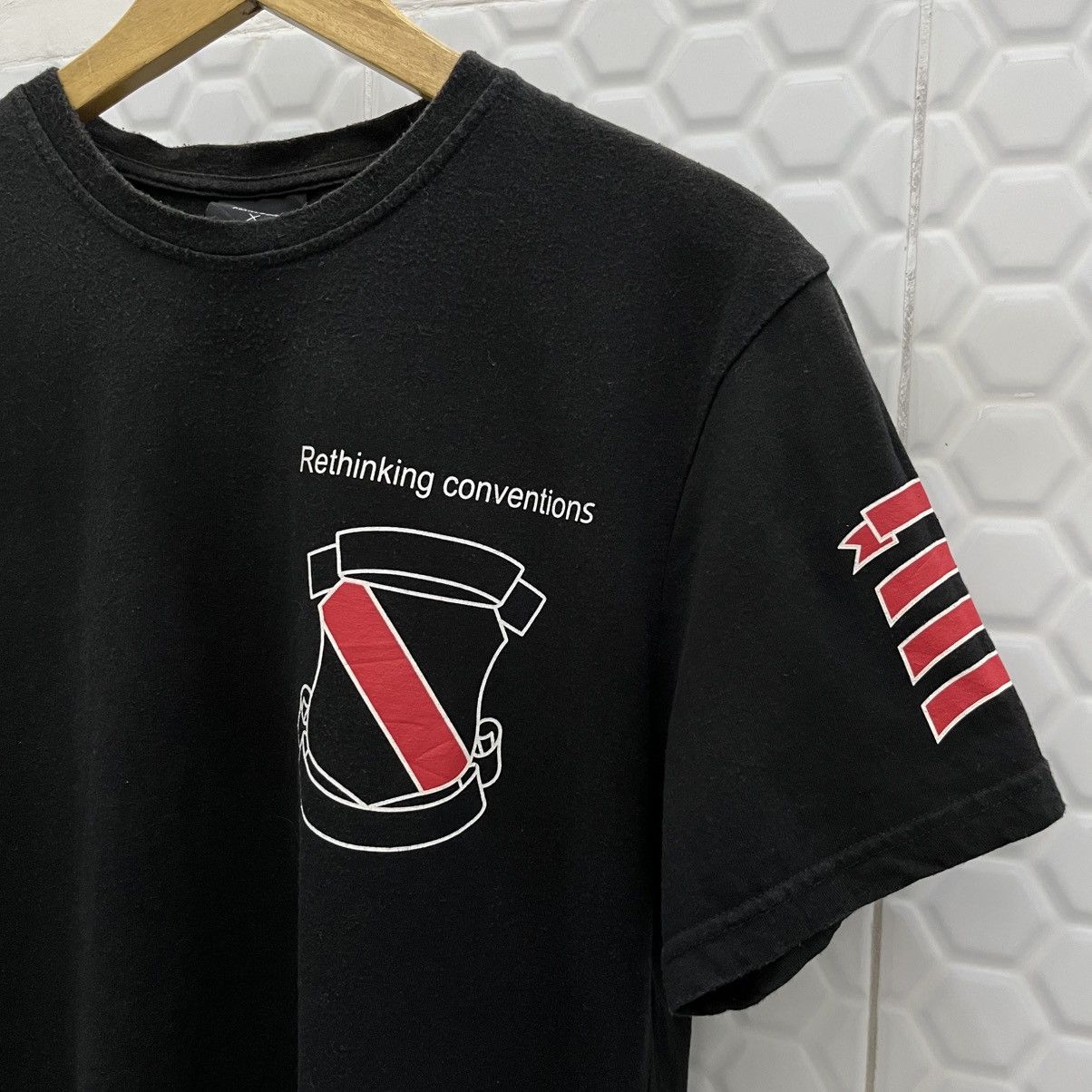 Japanese Brand × Number (N)ine 📢SENDOFFER📢Number (N)ine x Marlboro Crest Shield Tee Size US M / EU 48-50 / 2 - 3 Thumbnail