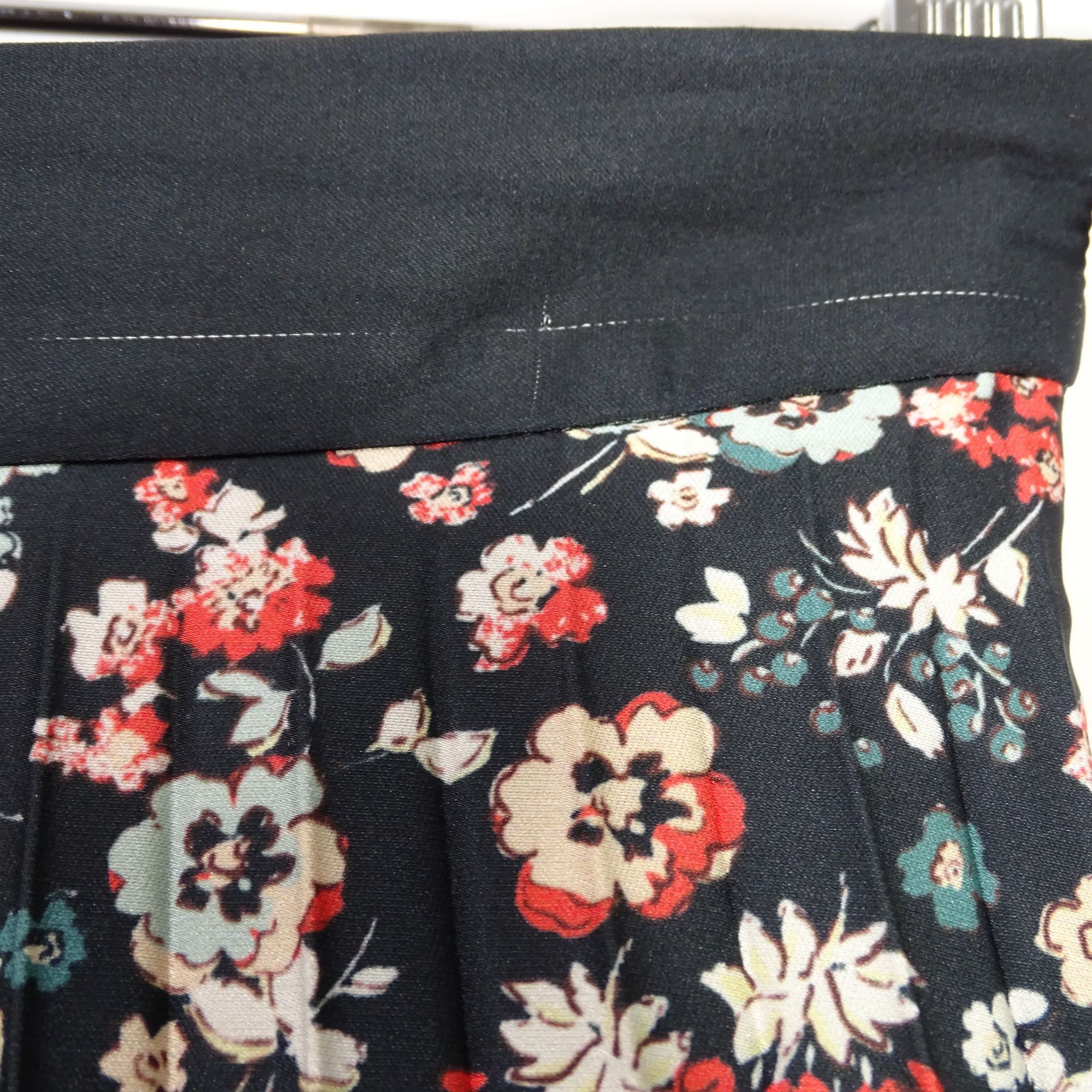 Vintage Vtg Carlucci Floral Pleated Skirt Women Size EUR 38 US 6 Size 28" / US 6 / IT 42 - 7 Thumbnail