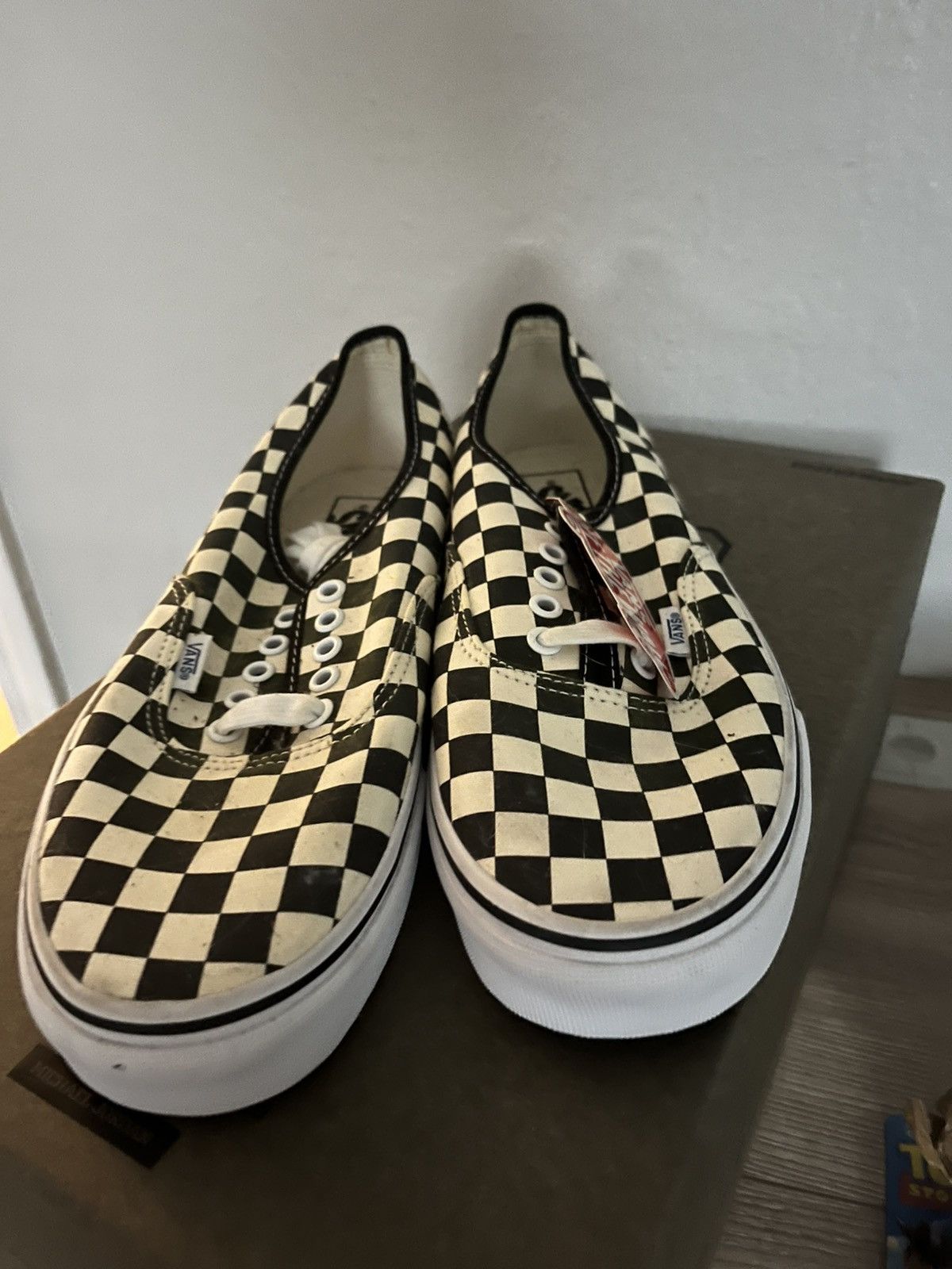 Vans Golden Coast Checkered Vans Size 9 Size US 9 / EU 42 - 1 Thumbnail