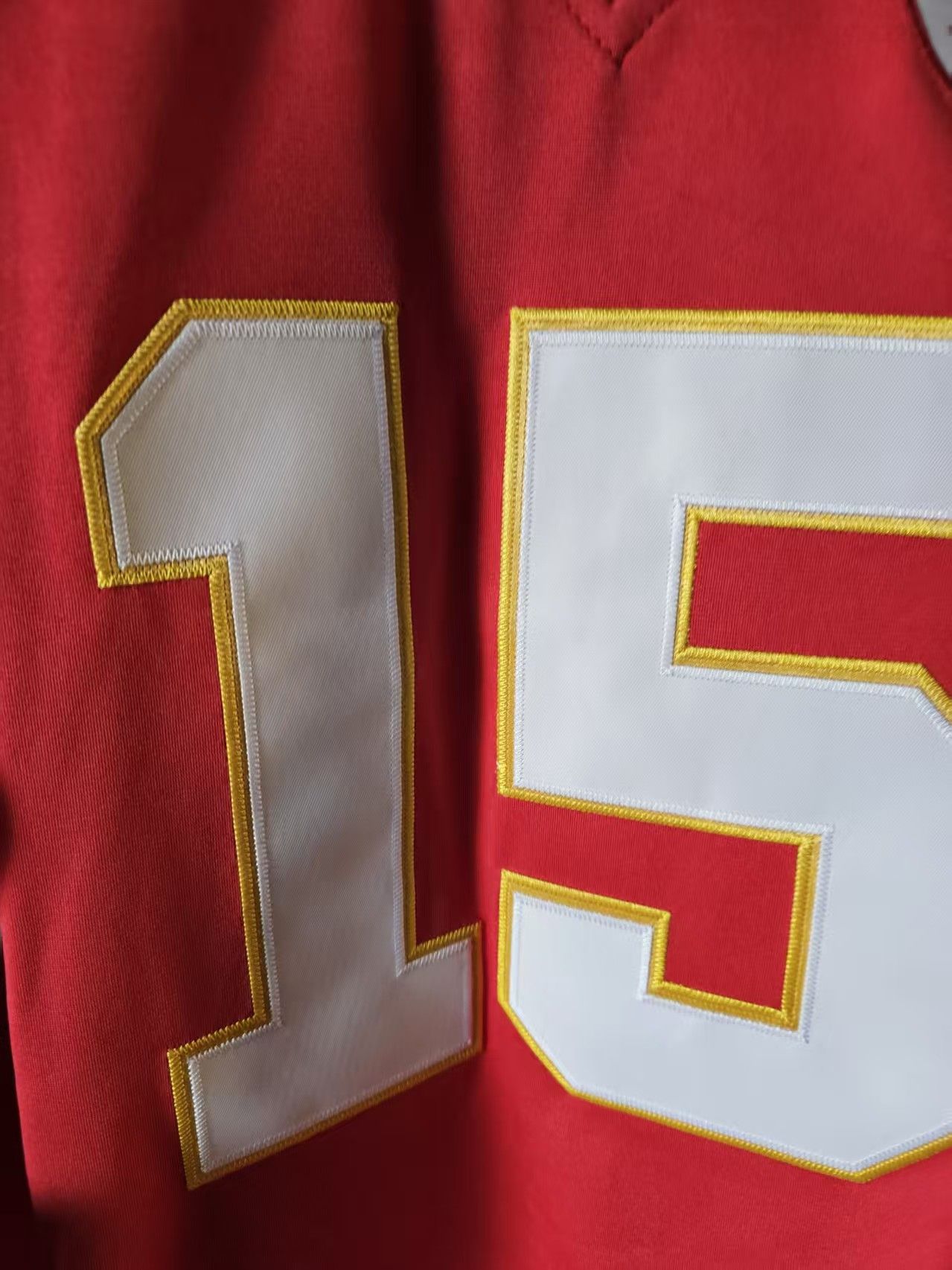 NFL Kansas City Chiefs 15 Patrick Mahomes Jersey Red Size US XL / EU 56 / 4 - 3 Thumbnail