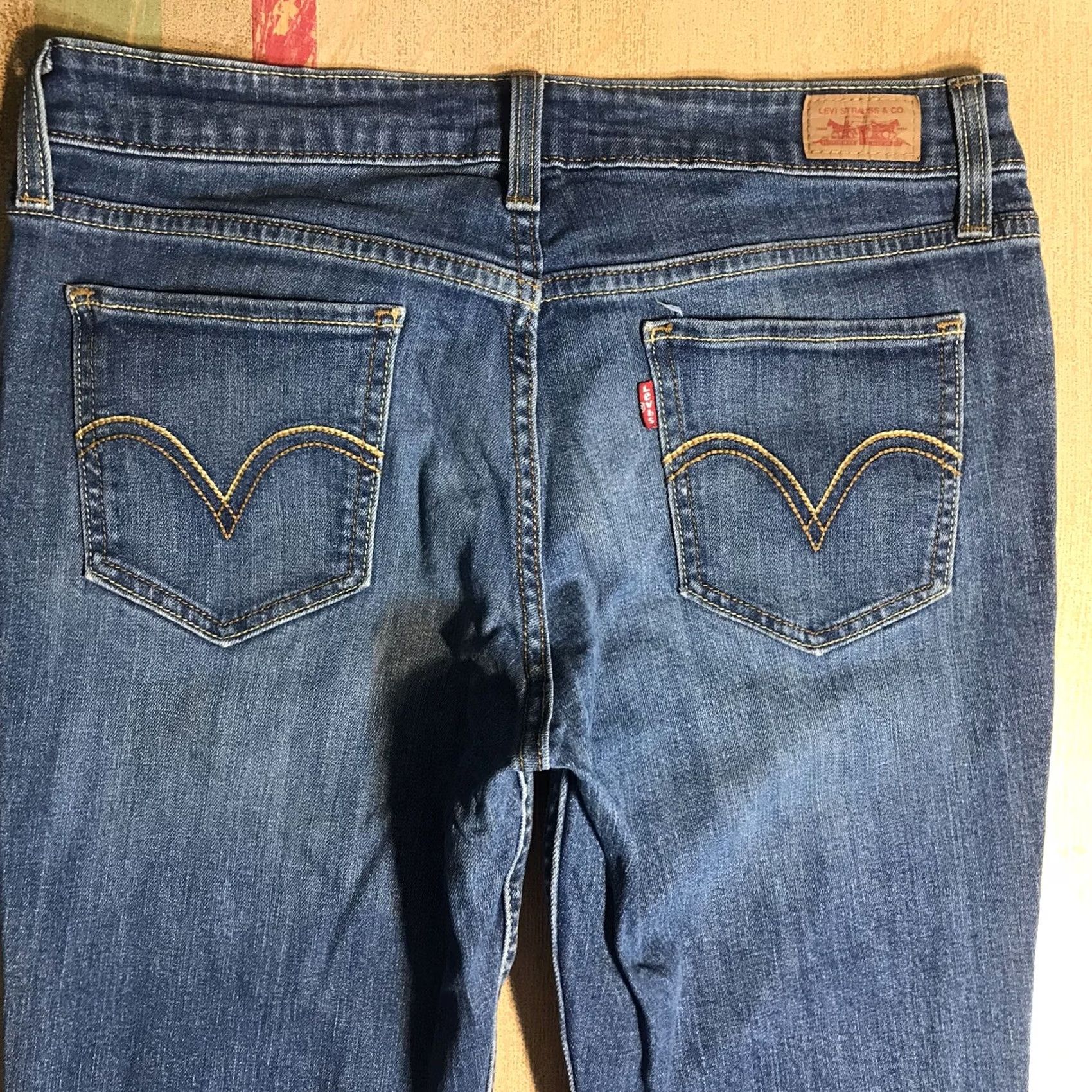 Levi's VINTAGE Levi's 518 Bootcut Jeans Womens Tag 9 x 27.5 Inseam Raw Hem Western Cowgirl Jeans 80s 90s USA Cowboy Rodeo Mens? Girls? Size 30" / US 8 / IT 44 - 3 Thumbnail
