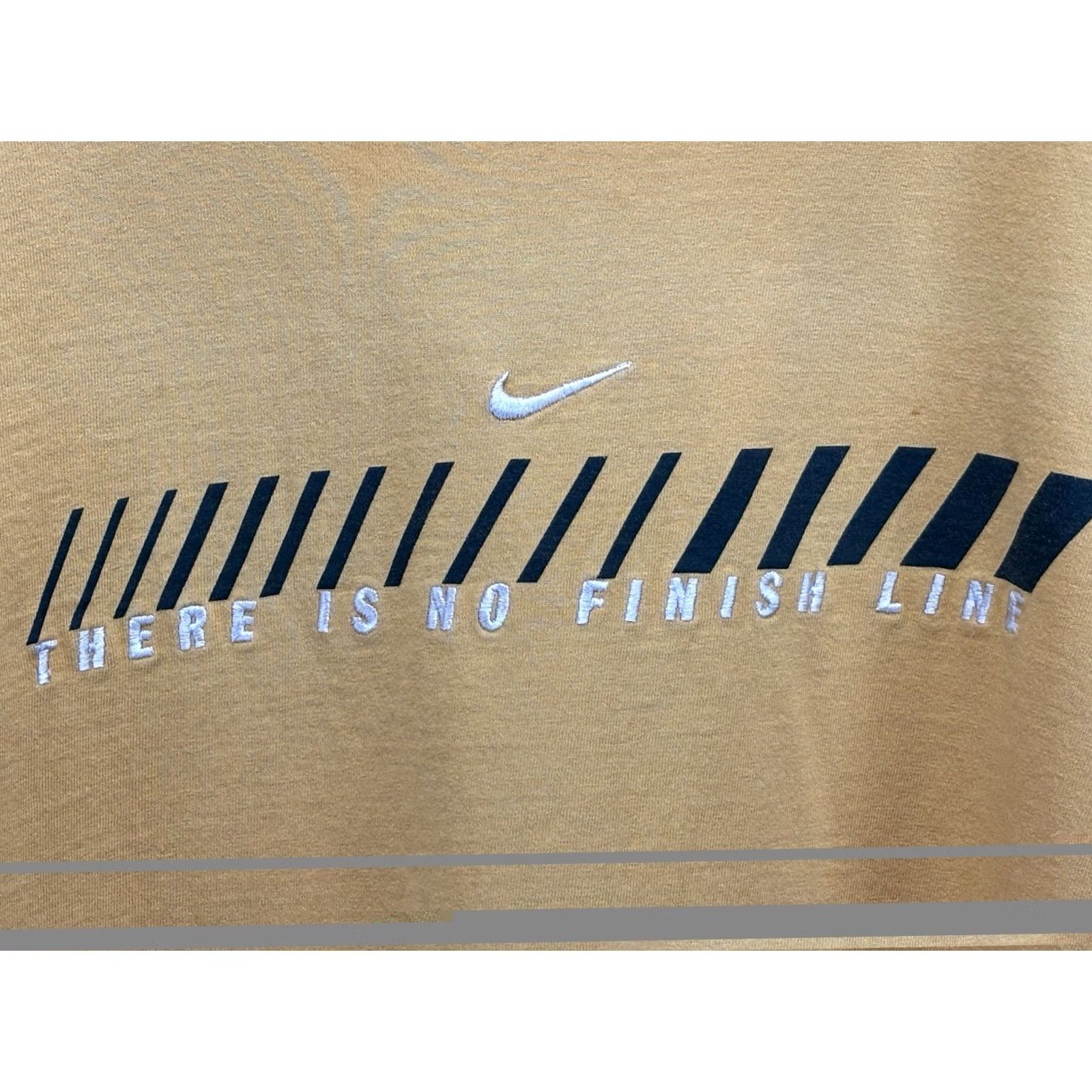 Nike VINTAGE Nike Tshirt Long Sleeve M Yellow Embroidered Center Swoosh Y2K Men’s Size US M / EU 48-50 / 2 - 3 Thumbnail