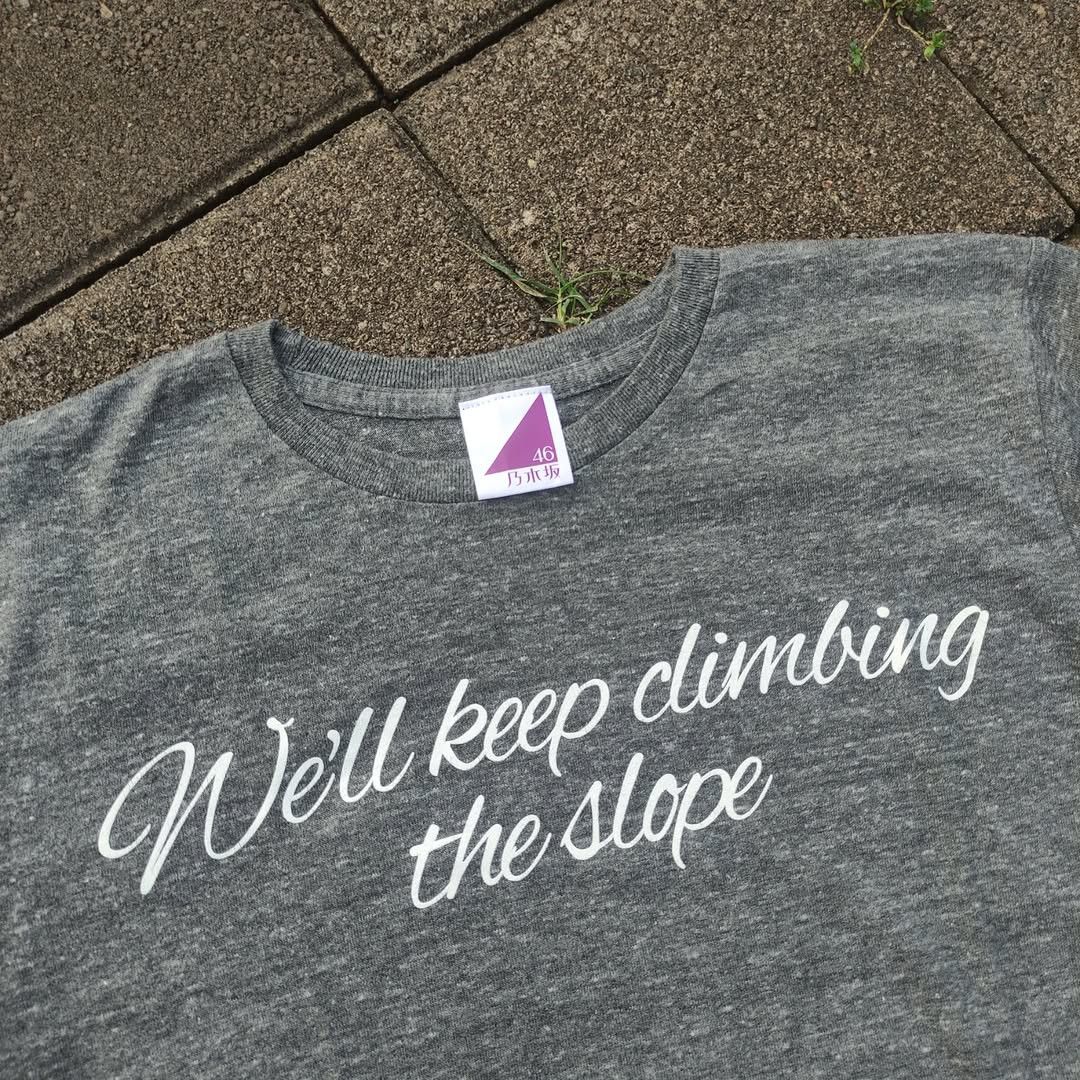Band Tees Nogizaka46 4th Anniversary 2016 Tee Size US M / EU 48-50 / 2 - 3 Thumbnail