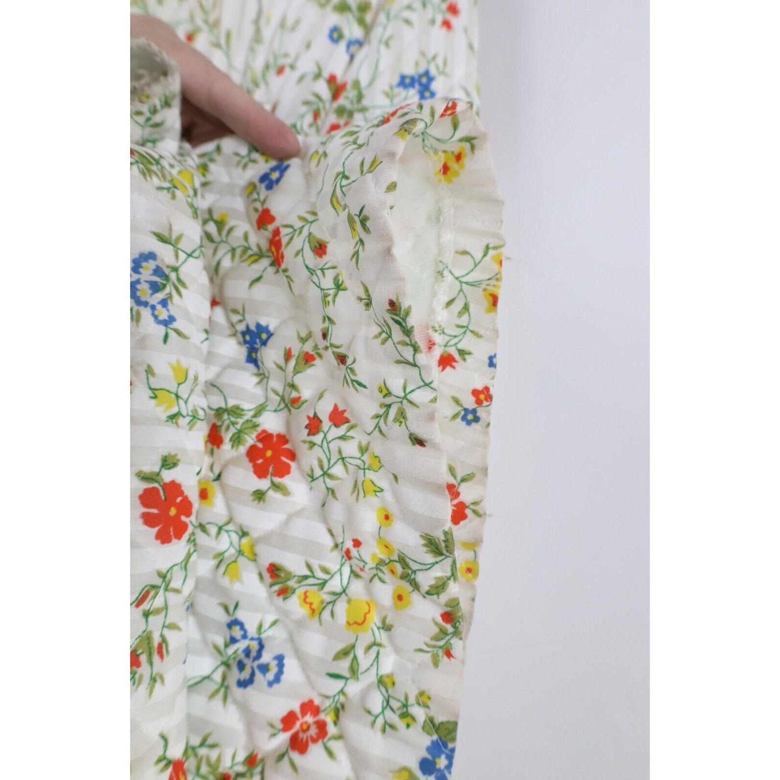 Vintage Vintage 90s Country Primitive Prairie Quilted Flower Robe Size ONE SIZE - 11 Thumbnail