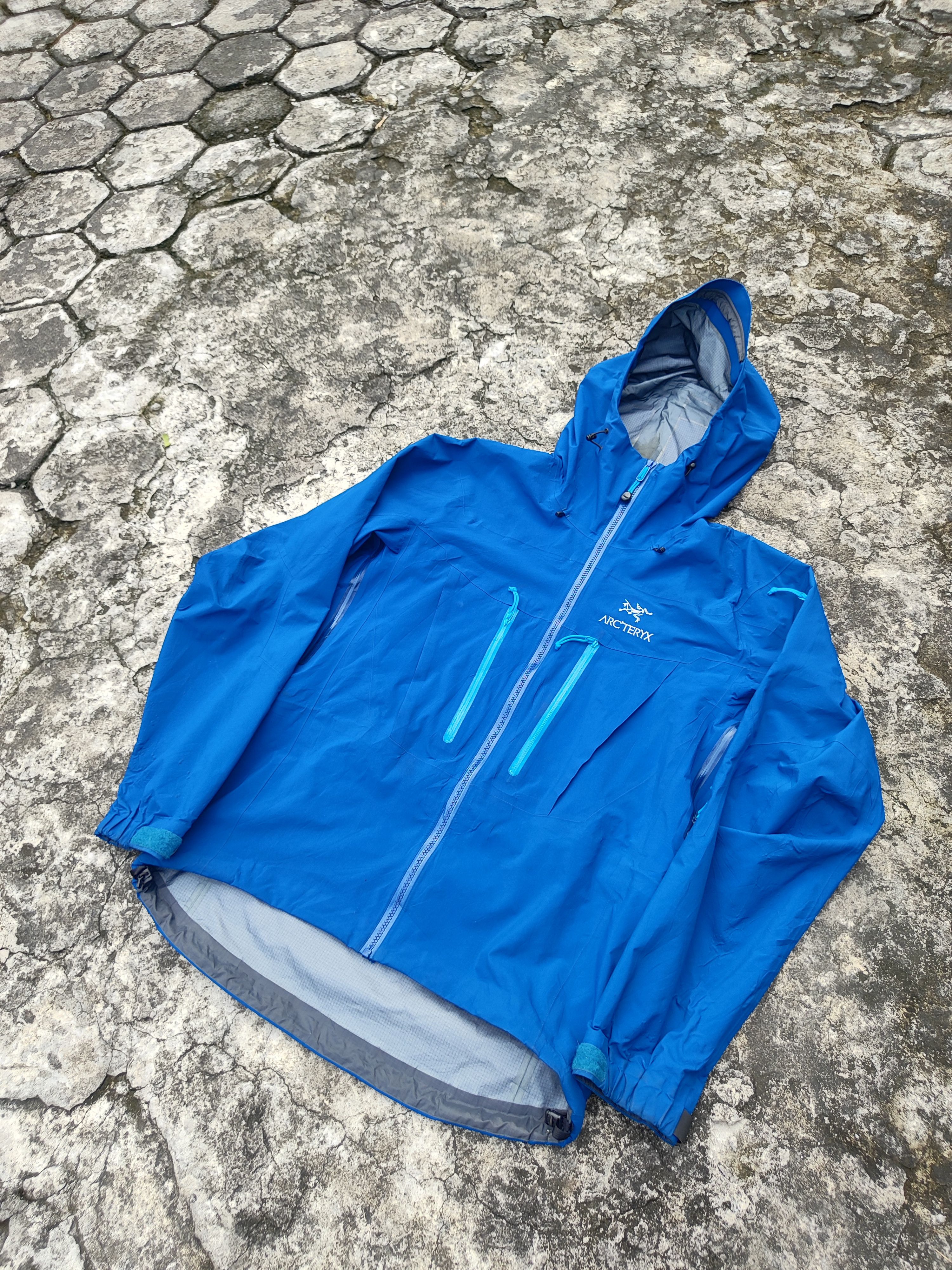 Arc'teryx Arcteryx Alpha SV Size US M / EU 48-50 / 2 - 2 Thumbnail
