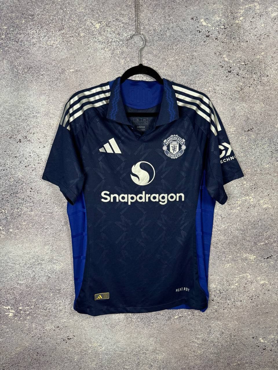 Other Manchester United 2024/25 Away Soccer Jersey Size US XL / EU 56 / 4 - 1 Thumbnail