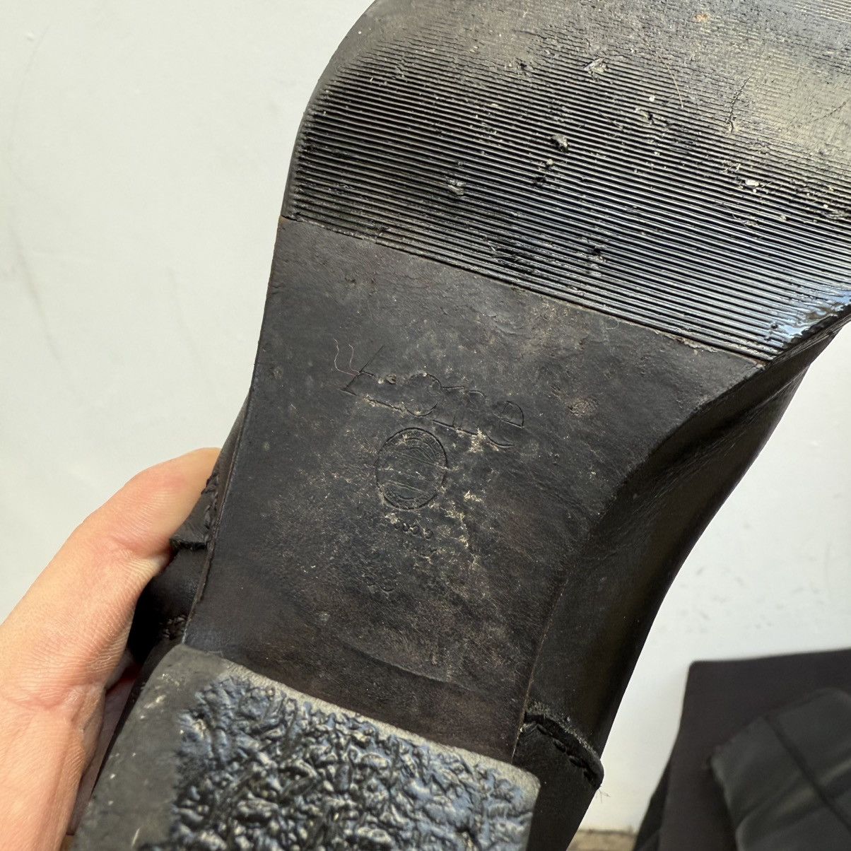 Acne Studios Acne Studios Ankle Leather Boots Size US 8 / IT 38 - 10 Thumbnail