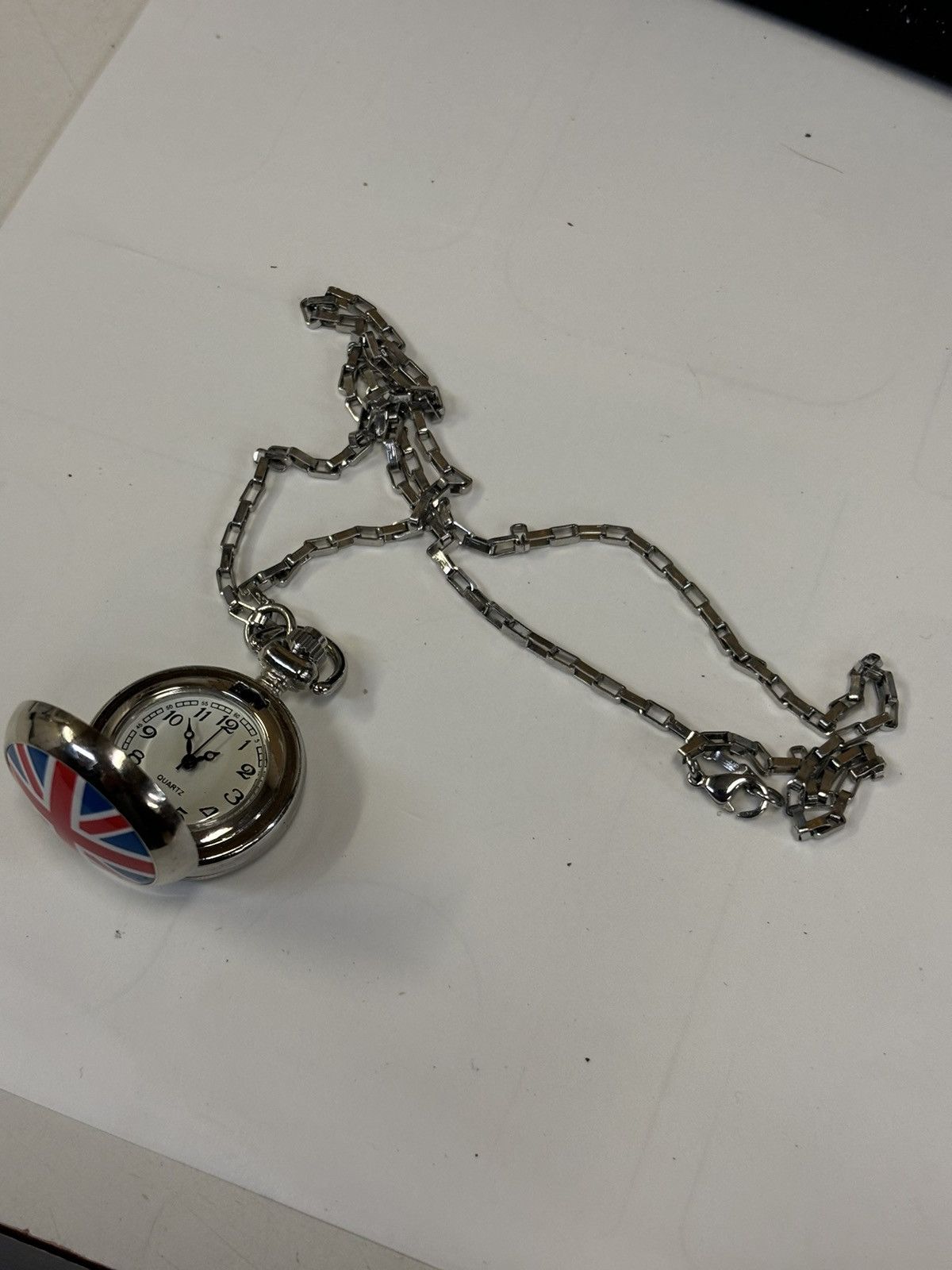 Other Small Pocket watch with chain. New Battery. Size ONE SIZE - 3 Thumbnail