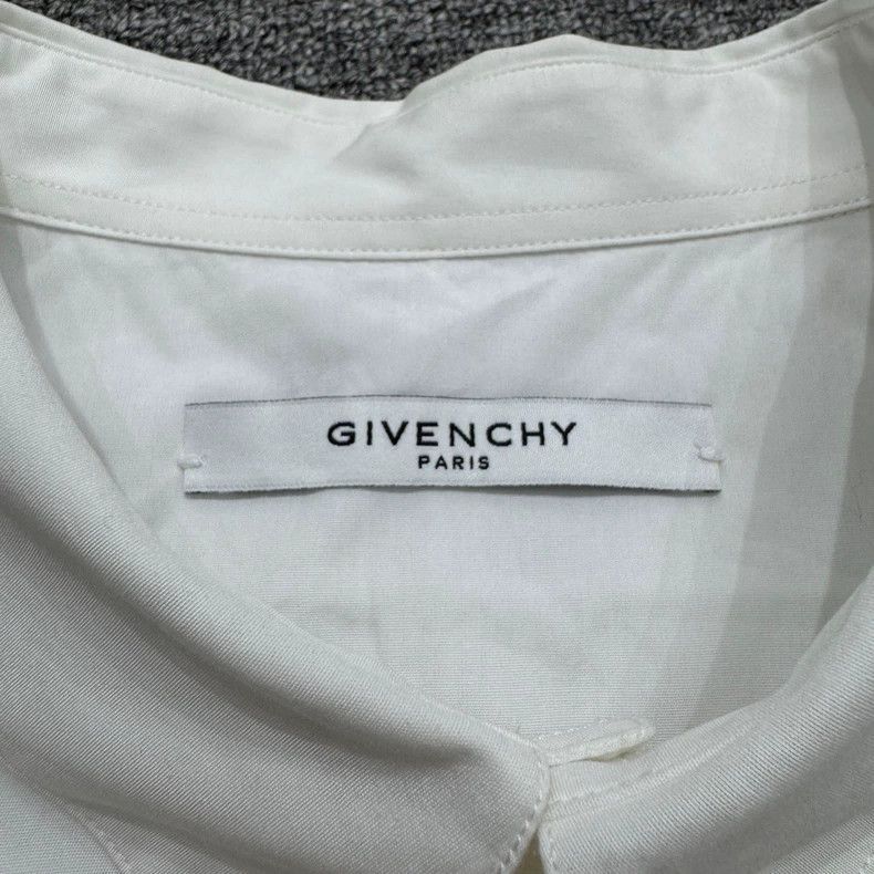 Givenchy Givenchy Givenchy White Shirt with Black Straps -2507 Size US L / EU 52-54 / 3 - 4 Thumbnail
