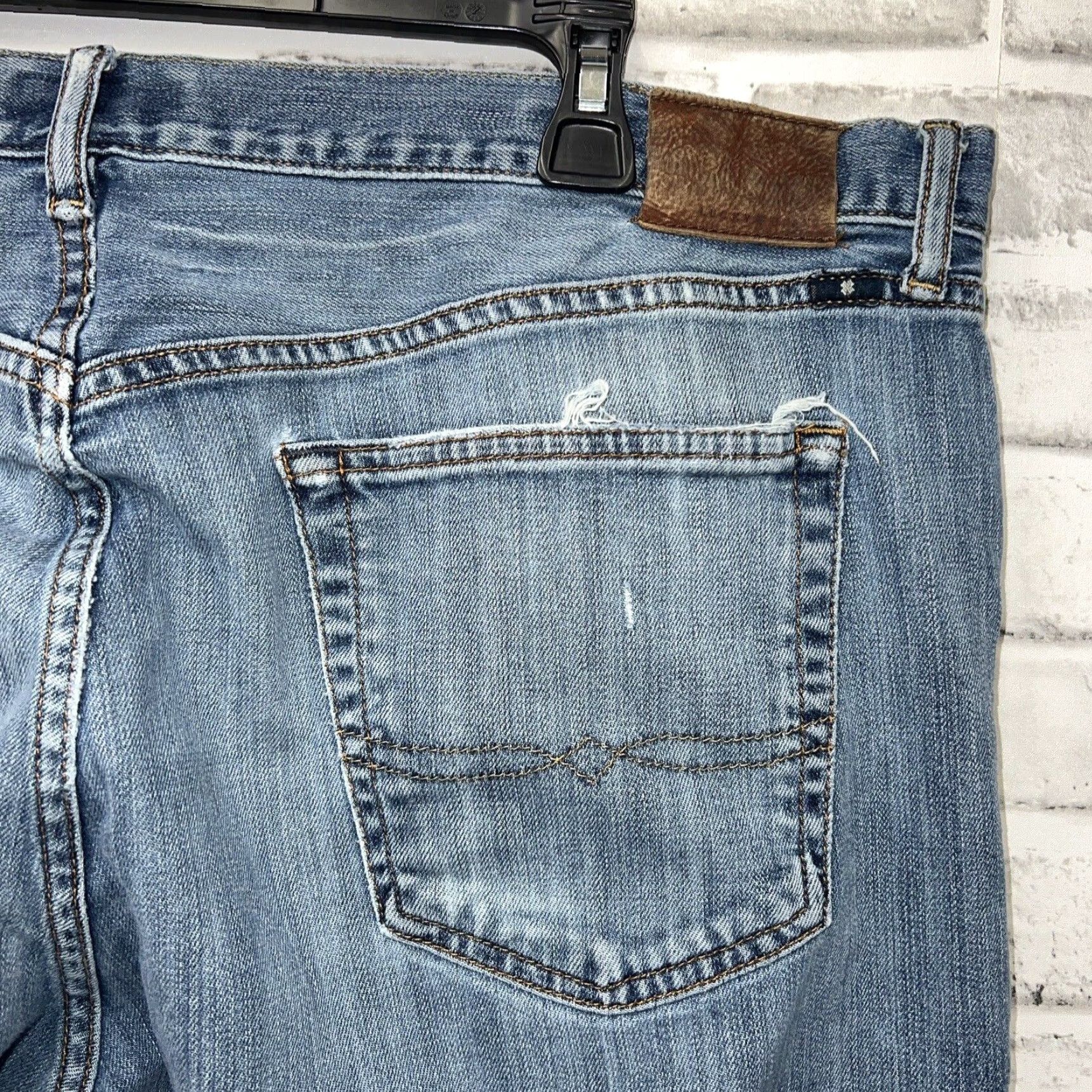 Lucky Brand Lucky Brand 181 Jeans Men Straight Relaxed 40x32 Blue Mens Size US 40 / EU 56 - 3 Thumbnail