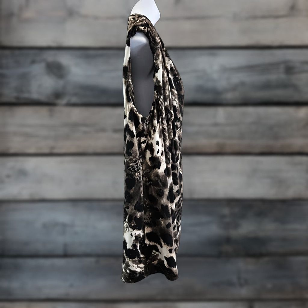 Kenneth Cole Kenneth Cole Womens Top 3X Black Gray Animal Print Sleeveless Polyester Blend Blouse Size XXL / US 16-18 / IT 52-54 - 1 Thumbnail