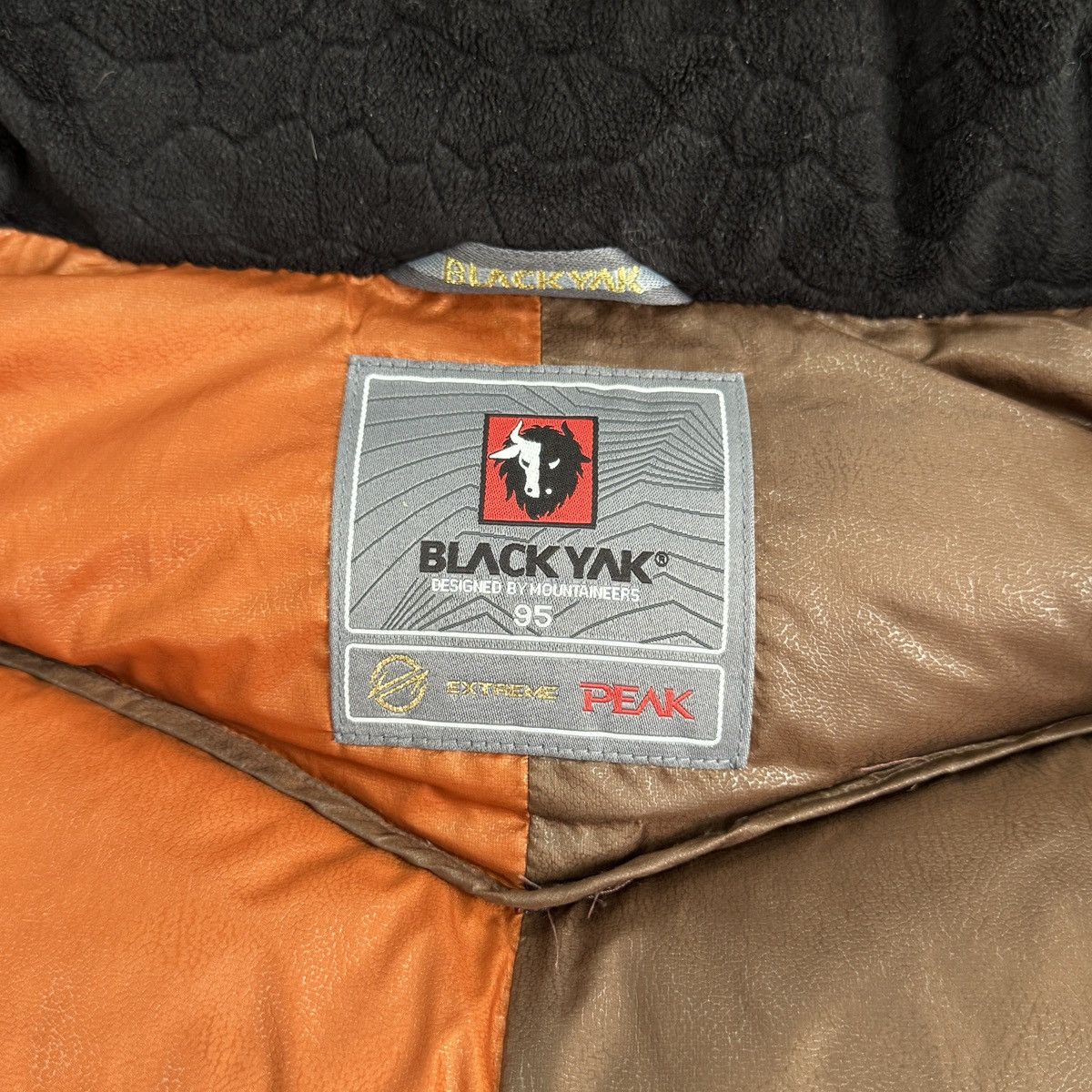 BLACKYAK Black Yak Namaste Extreme Peak Puffer Down Jacket Gorpcore Size US S / EU 44-46 / 1 - 11 Thumbnail
