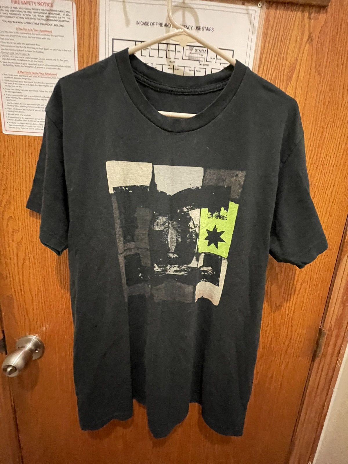 DC Graphic DC shoe T-shirt Size US L / EU 52-54 / 3 - 1 Thumbnail