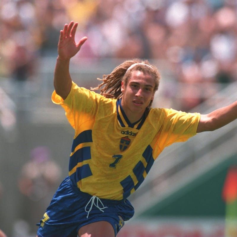 Adidas VTG 90s Adidas Sweden World Cup jersey 🇸🇪⚽ Size US L / EU 52-54 / 3 - 1 Thumbnail