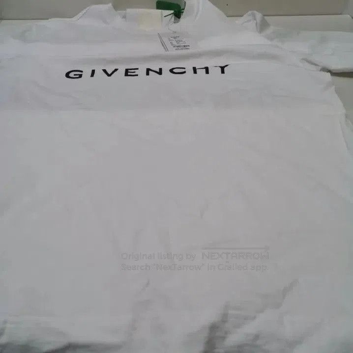 Givenchy Givenchy FW22 Logo Print Short Sleeve T-Shirt. Size US XXL / EU 58 / 5 - 4 Thumbnail