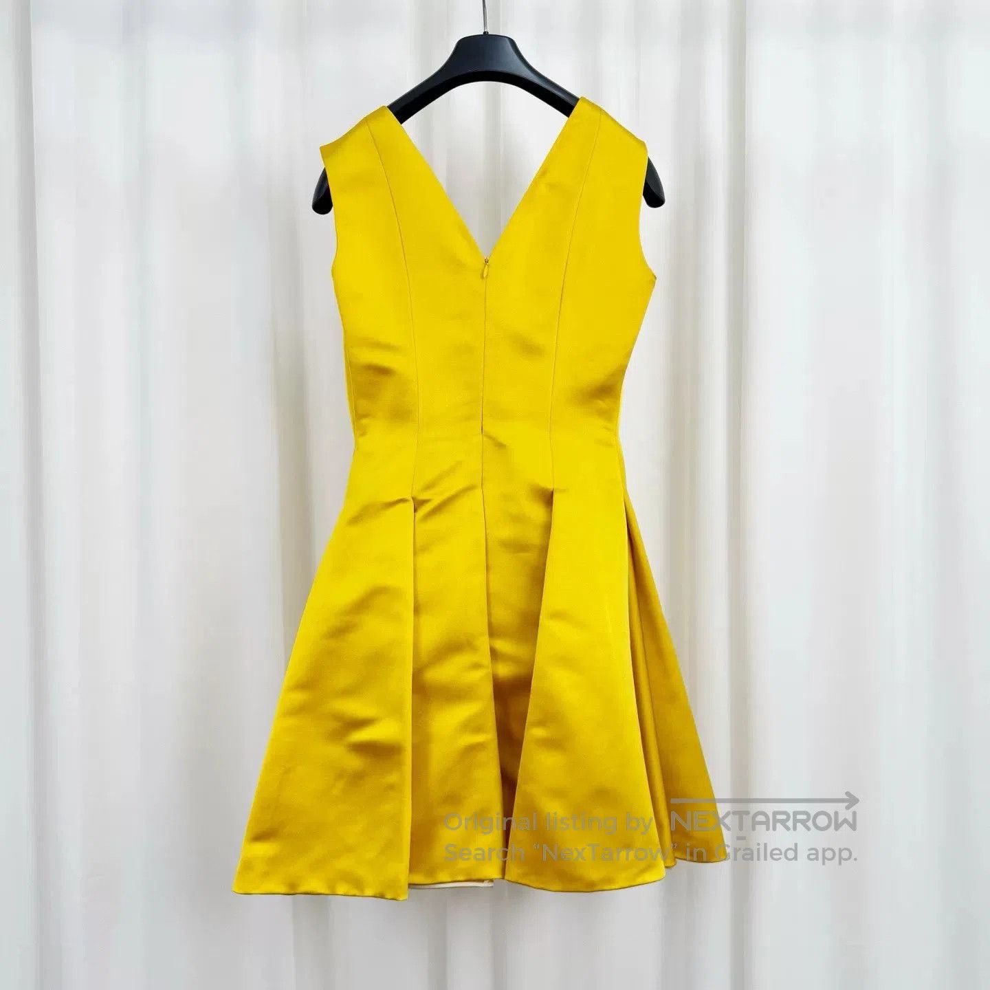 Dior Dior Thick Silk V-Neck Dress. Size S / US 4 / IT 40 - 2 Thumbnail