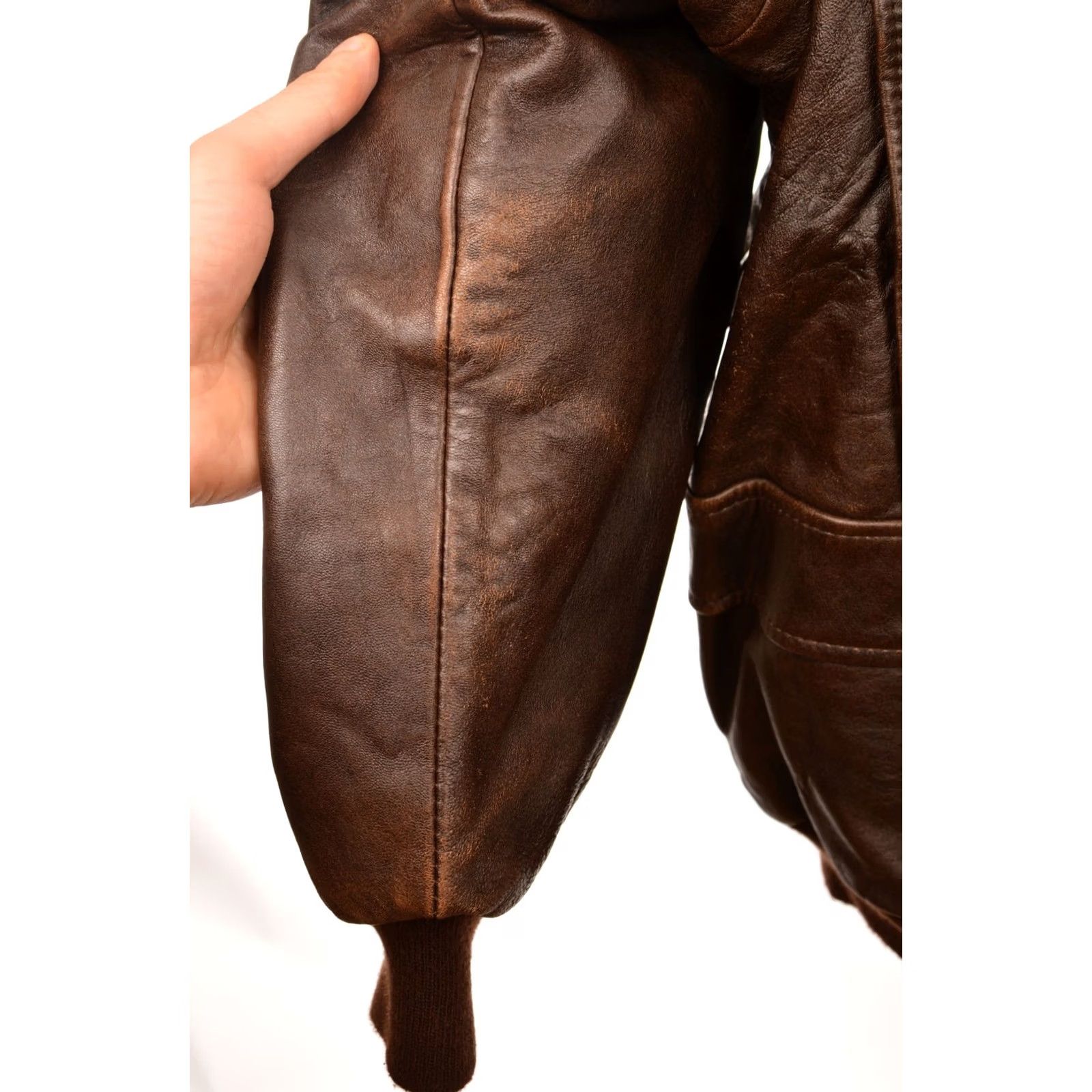Vintage McDuncan Air Force Brown Leather Aviator Jacket Size 50 Mens Leather Bomber Jacket Brown 50 Vintage? Size US M / EU 48-50 / 2 - 6 Thumbnail