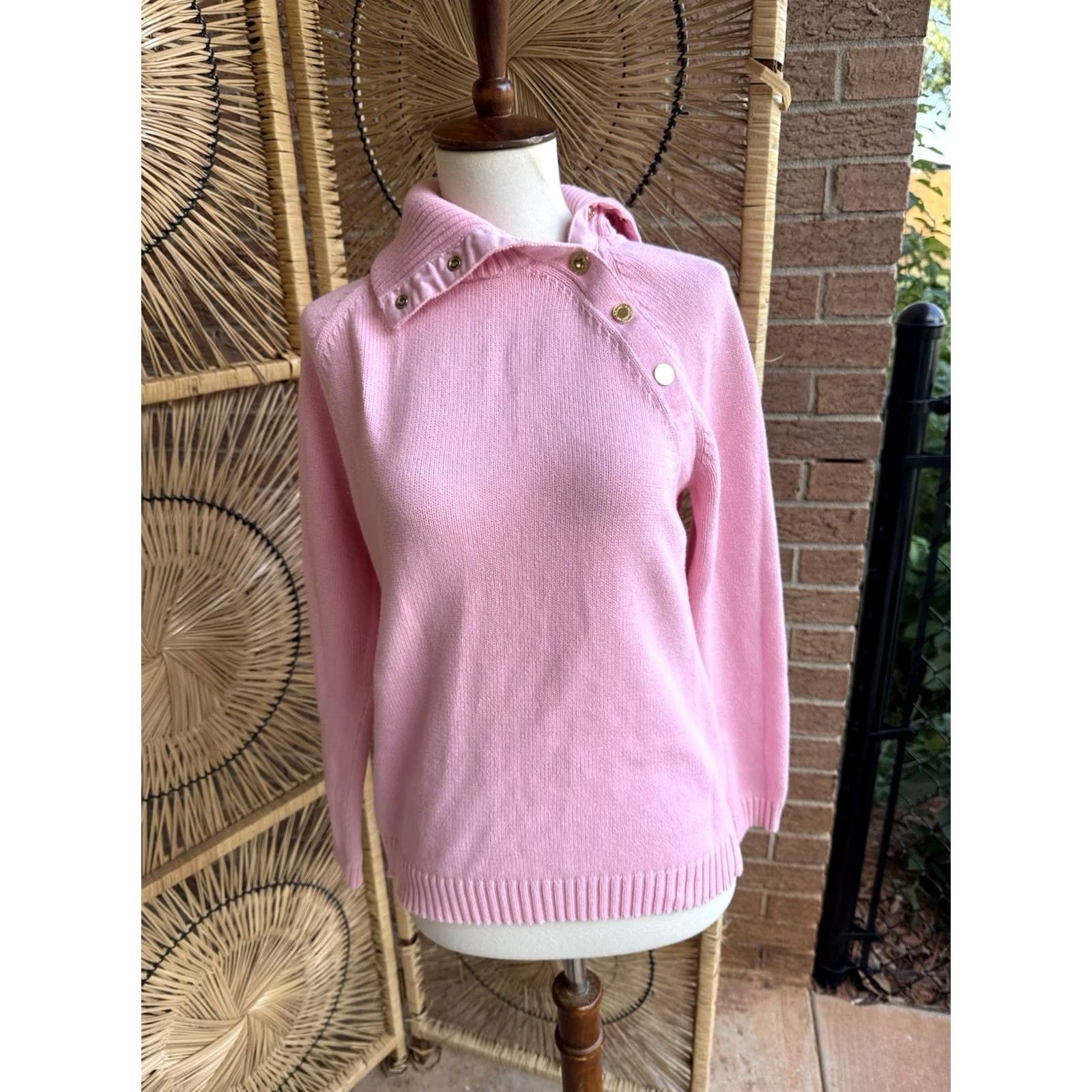 Ralph Lauren VINTAGE Lauren by Ralph Lauren Turtleneck Sweater Pink Gold Snap Buttons Medium Size M / US 6-8 / IT 42-44 - 2 Thumbnail