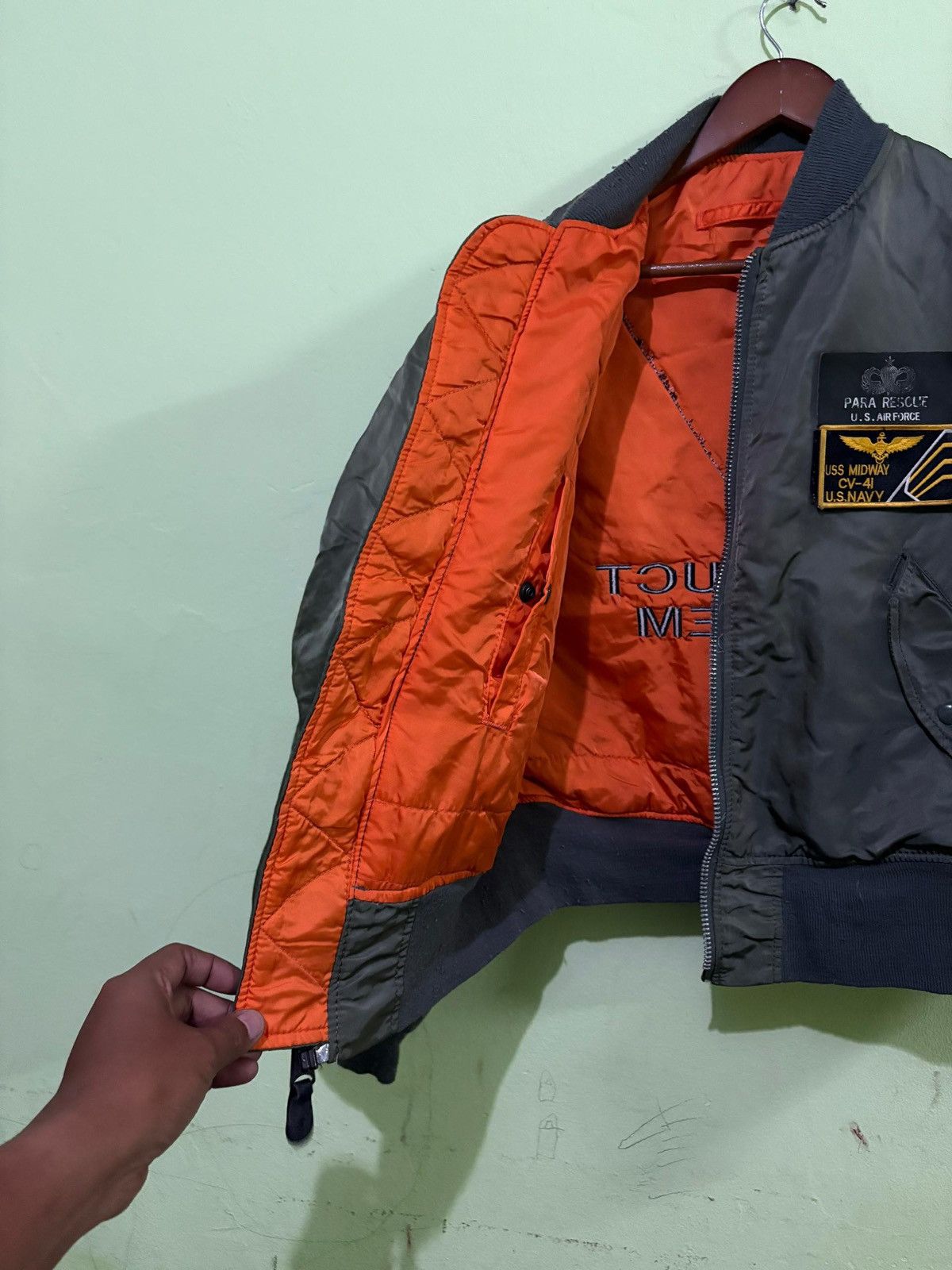 Alpha Industries VTG Alpha Industries MA-1 Jacket Destruct System Para rescue Size US M / EU 48-50 / 2 - 4 Thumbnail