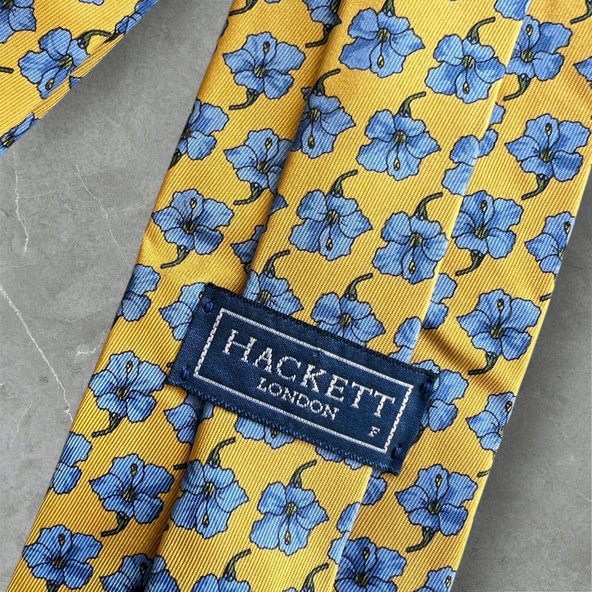 Fendi Lot of 3 LUXURY DESIGNERS Silk Neckties III Size ONE SIZE - 9 Thumbnail