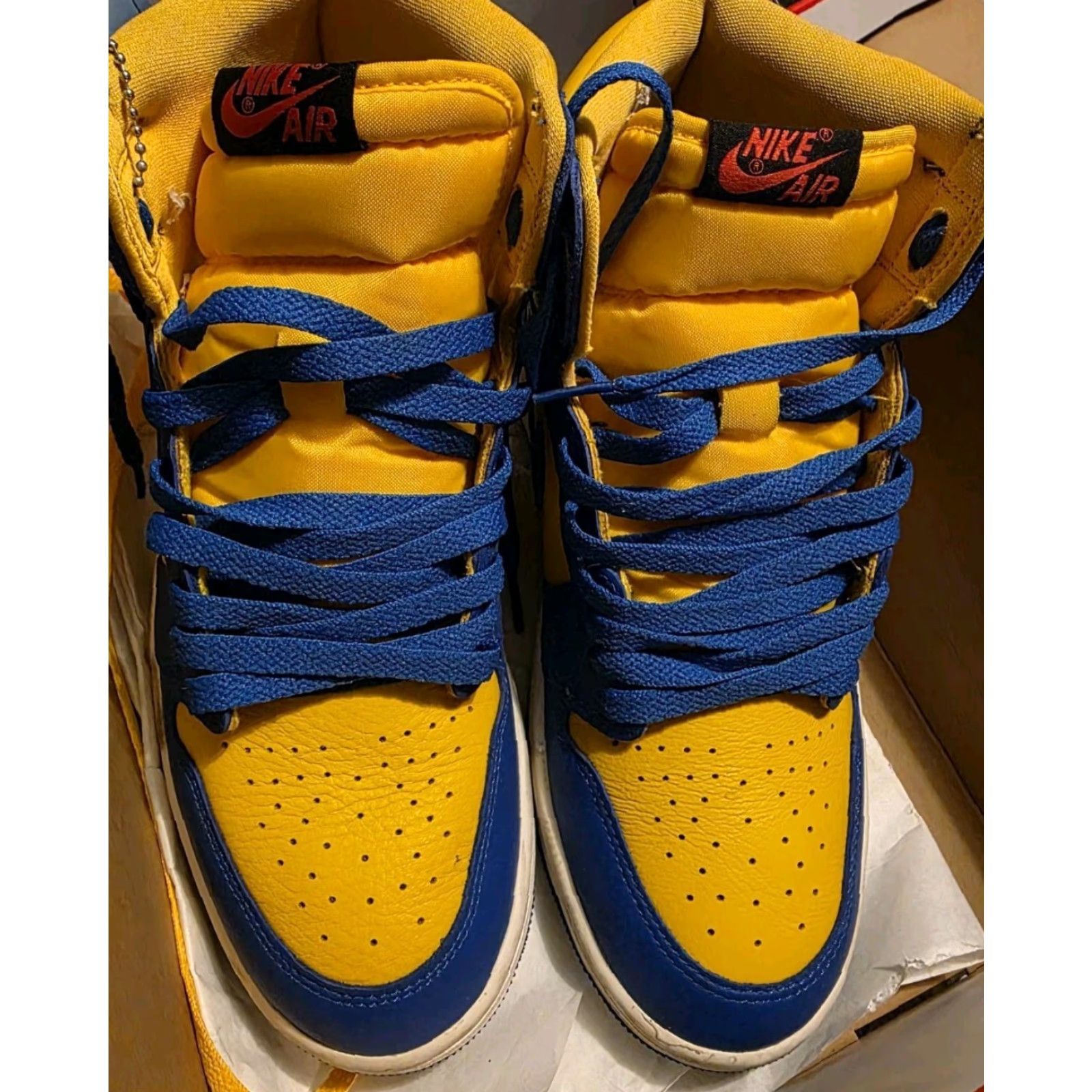 Jordan Brand Jordan 1 Retro High OG Reverse Laney Women’s Size 10 Sneaker Blue/Yellow Nike? Size US 8 / IT 38 - 3 Thumbnail