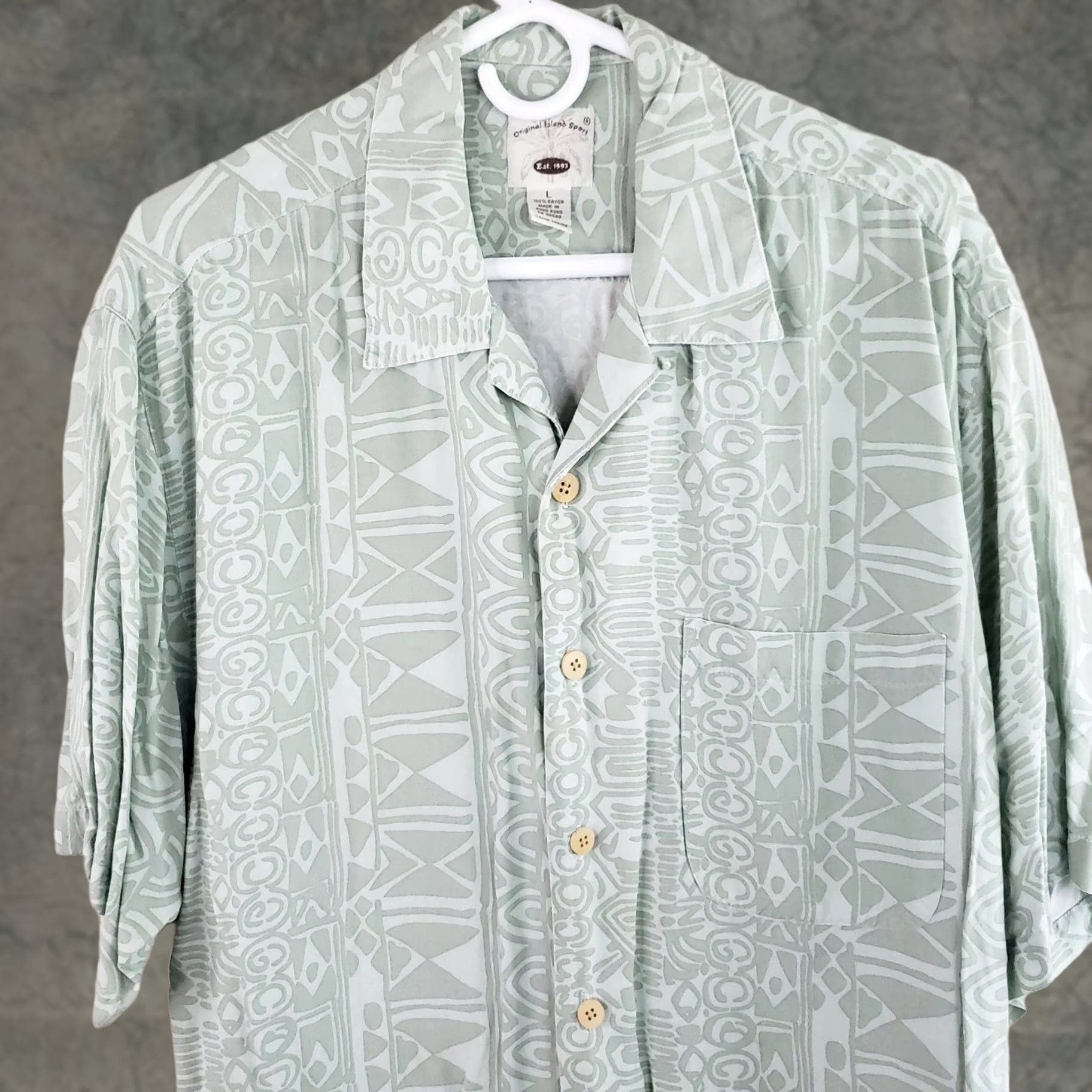 Vintage Original Island Sport Shirt Mens L Green Floral Hawaiian Rayon Button-Up Beach Shirt Size US L / EU 52-54 / 3 - 1 Thumbnail