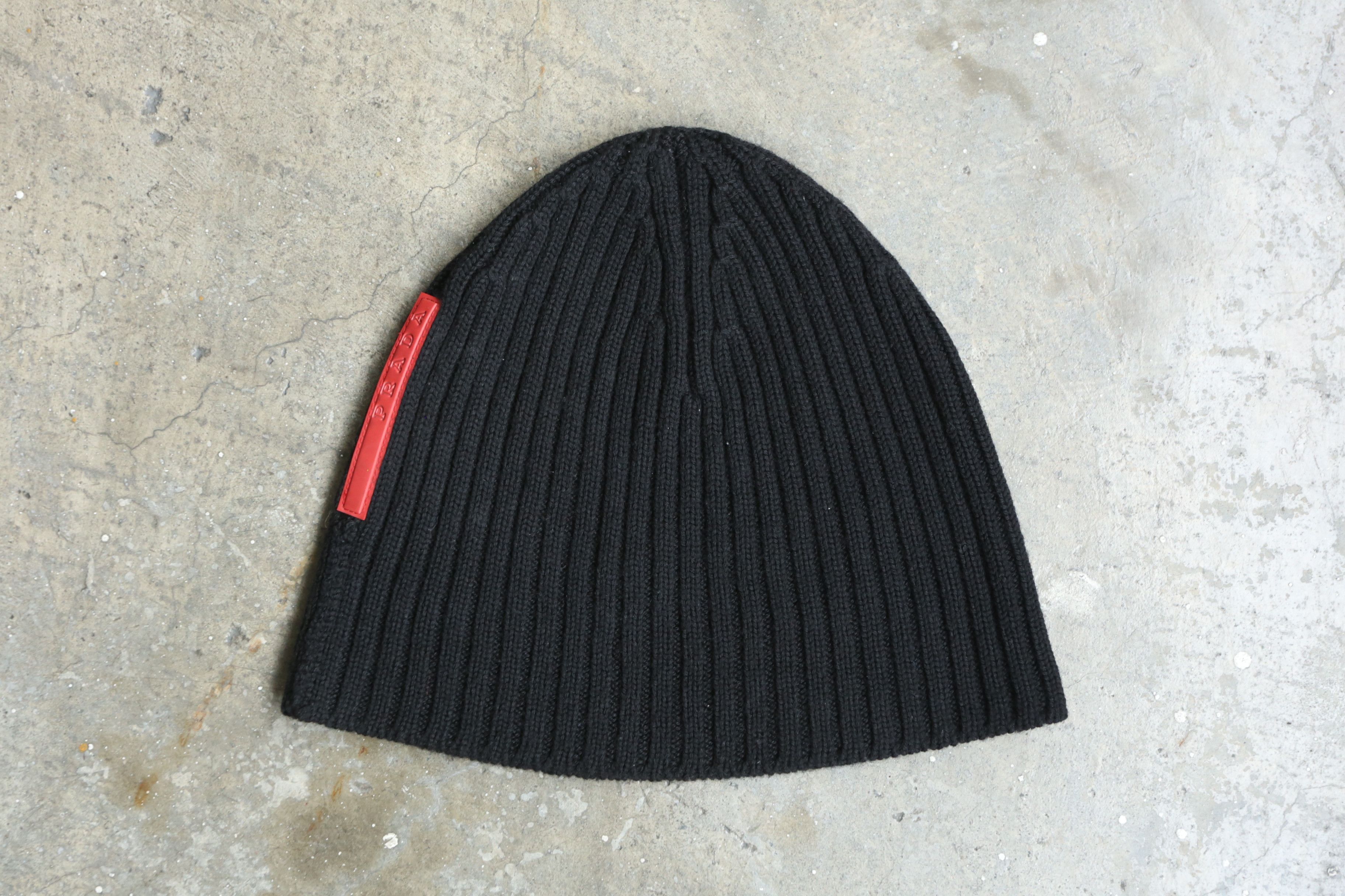 美品 00s PRADA SPORTS WOOL LOGO BEANIE Prada Prada Sport 00s Beanie Wool Hat Red Label Logo | Grailed
